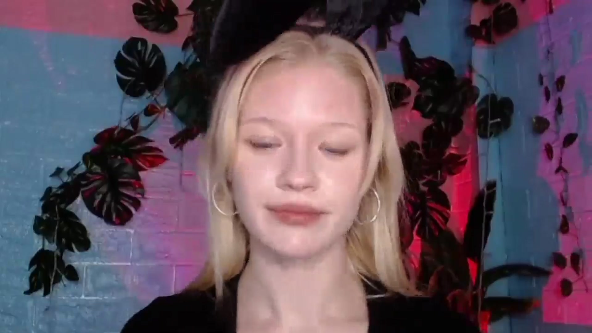 Gallery image thumbnail from Angel_baby's myfreecams stream on, 01/21/2026, 18:18 image 10 of 20