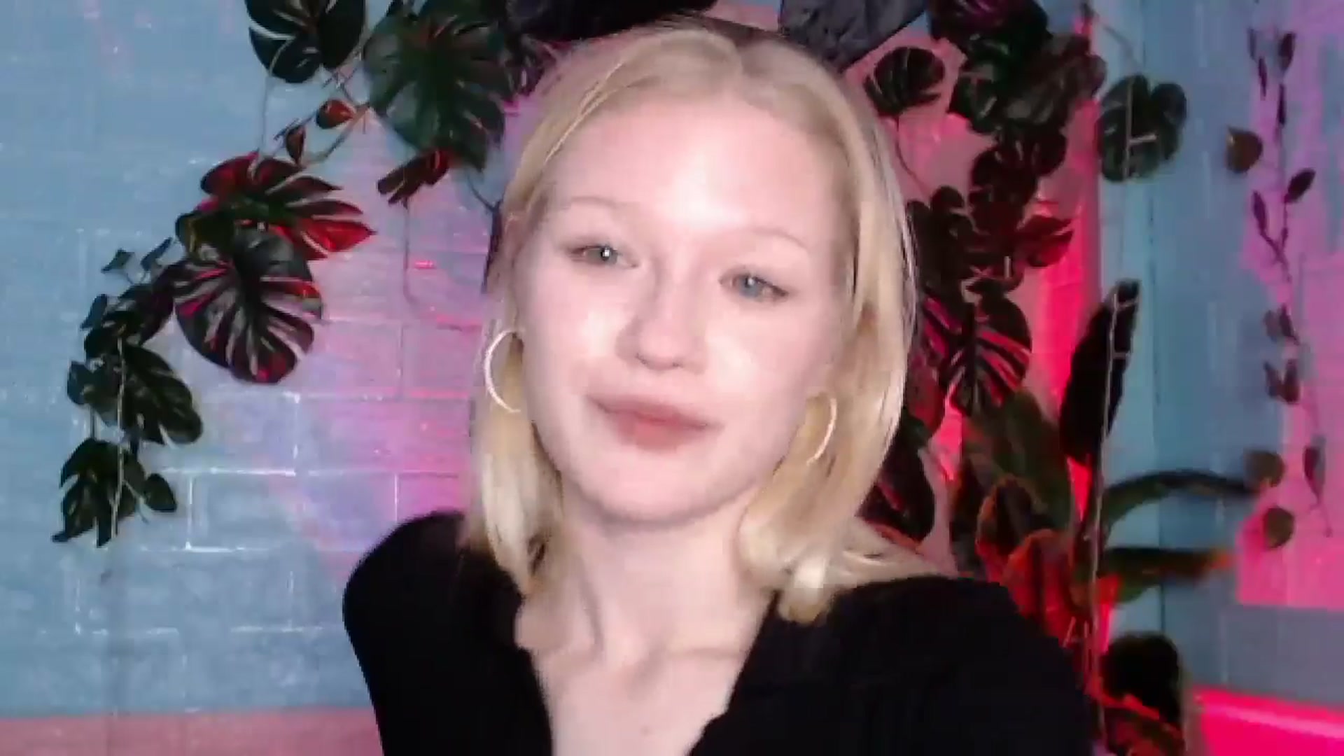 Gallery image thumbnail from Angel_baby's myfreecams stream on, 01/21/2026, 19:05 image 12 of 20
