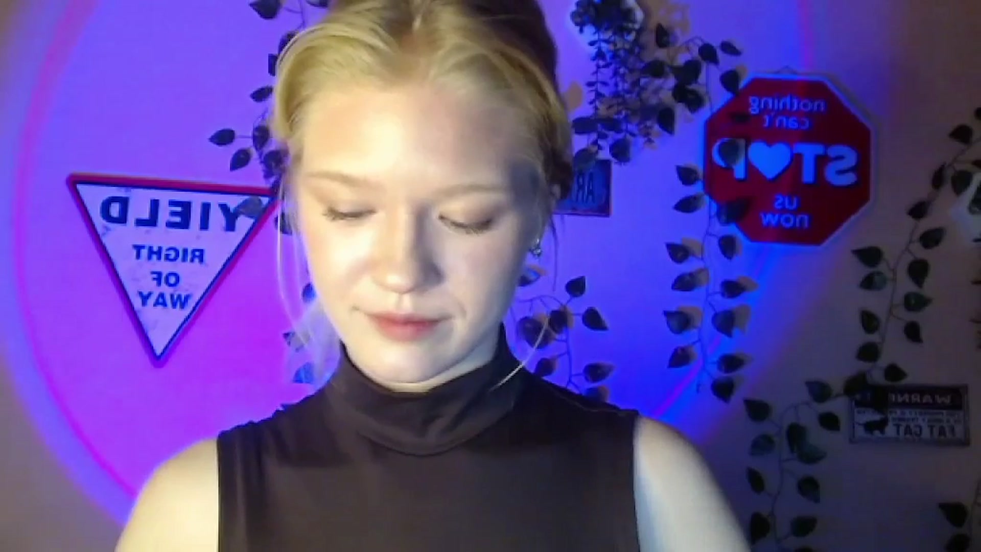Gallery image thumbnail from Angel_baby's myfreecams stream on, 02/15/2026, 17:51 image 12 of 20