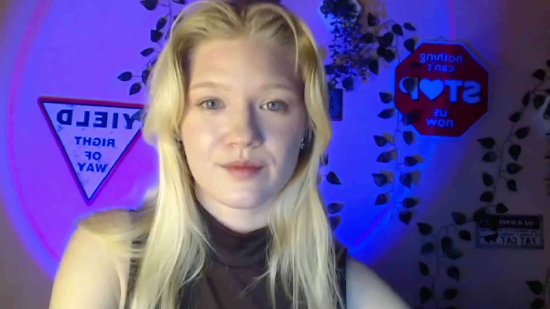 Gallery image thumbnail from Angel_baby's myfreecams stream on, 02/15/2026, 17:51 image 1 of 20