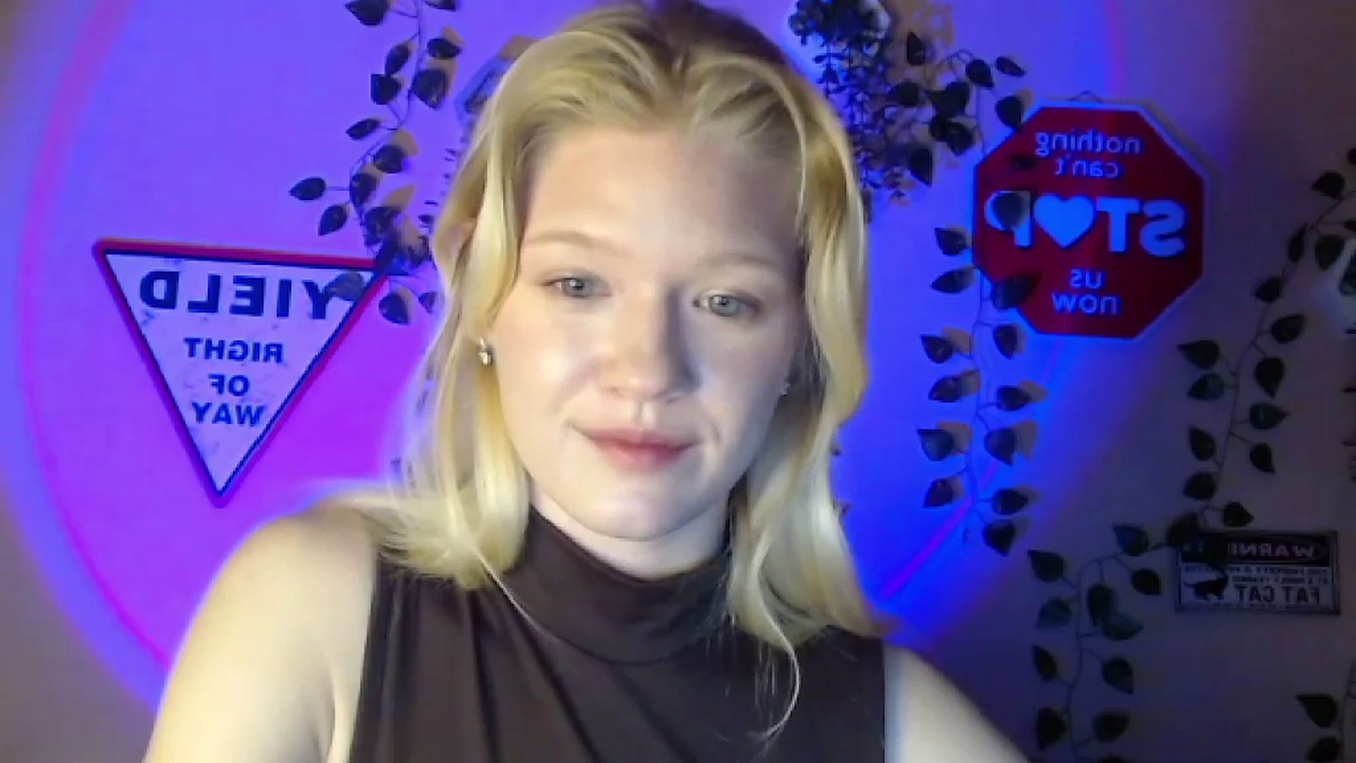Gallery image thumbnail from Angel_baby's myfreecams stream on, 02/15/2026, 17:51 image 4 of 20