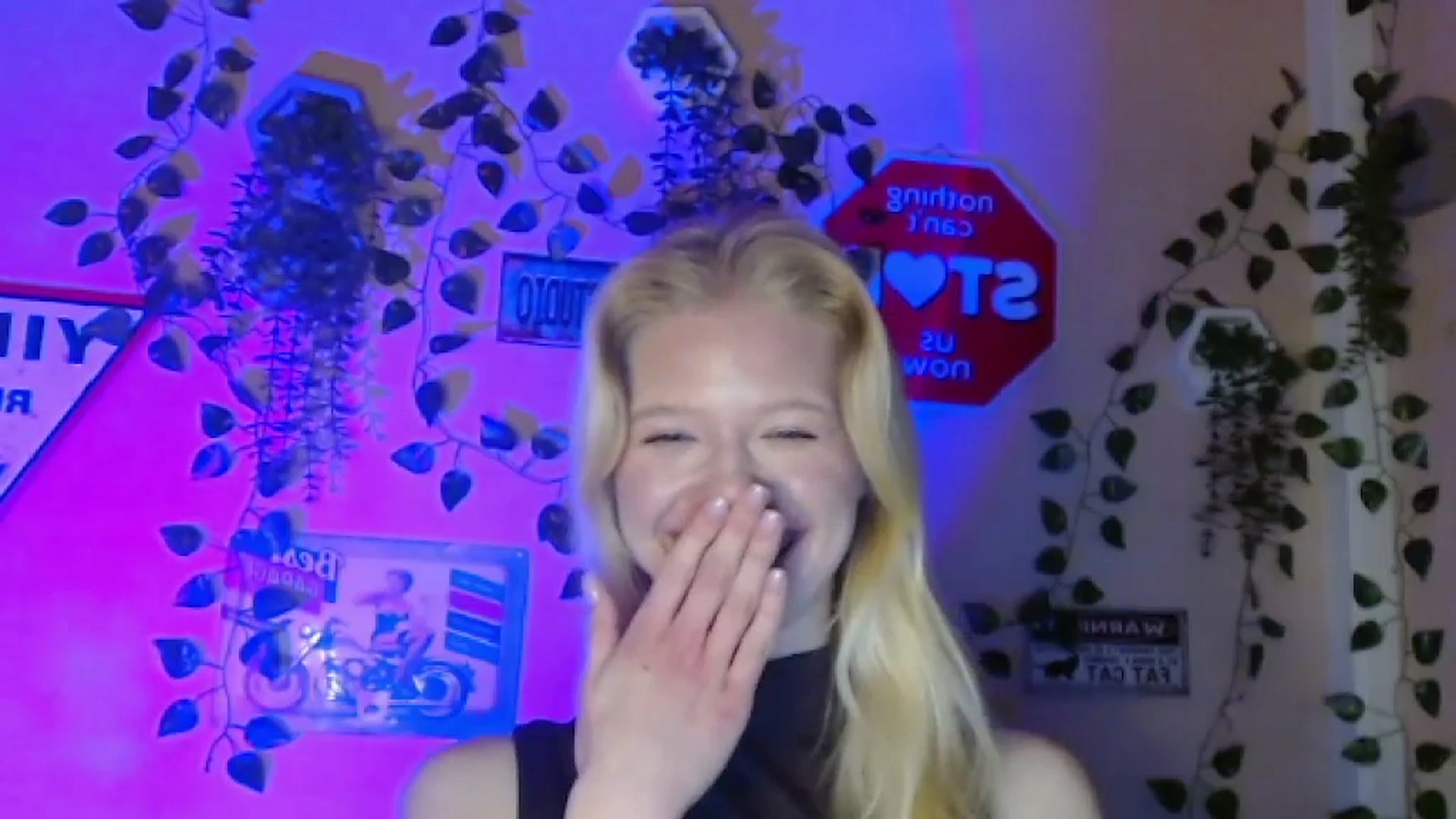 Gallery image thumbnail from Angel_baby's myfreecams stream on, 02/15/2026, 19:04 image 18 of 20