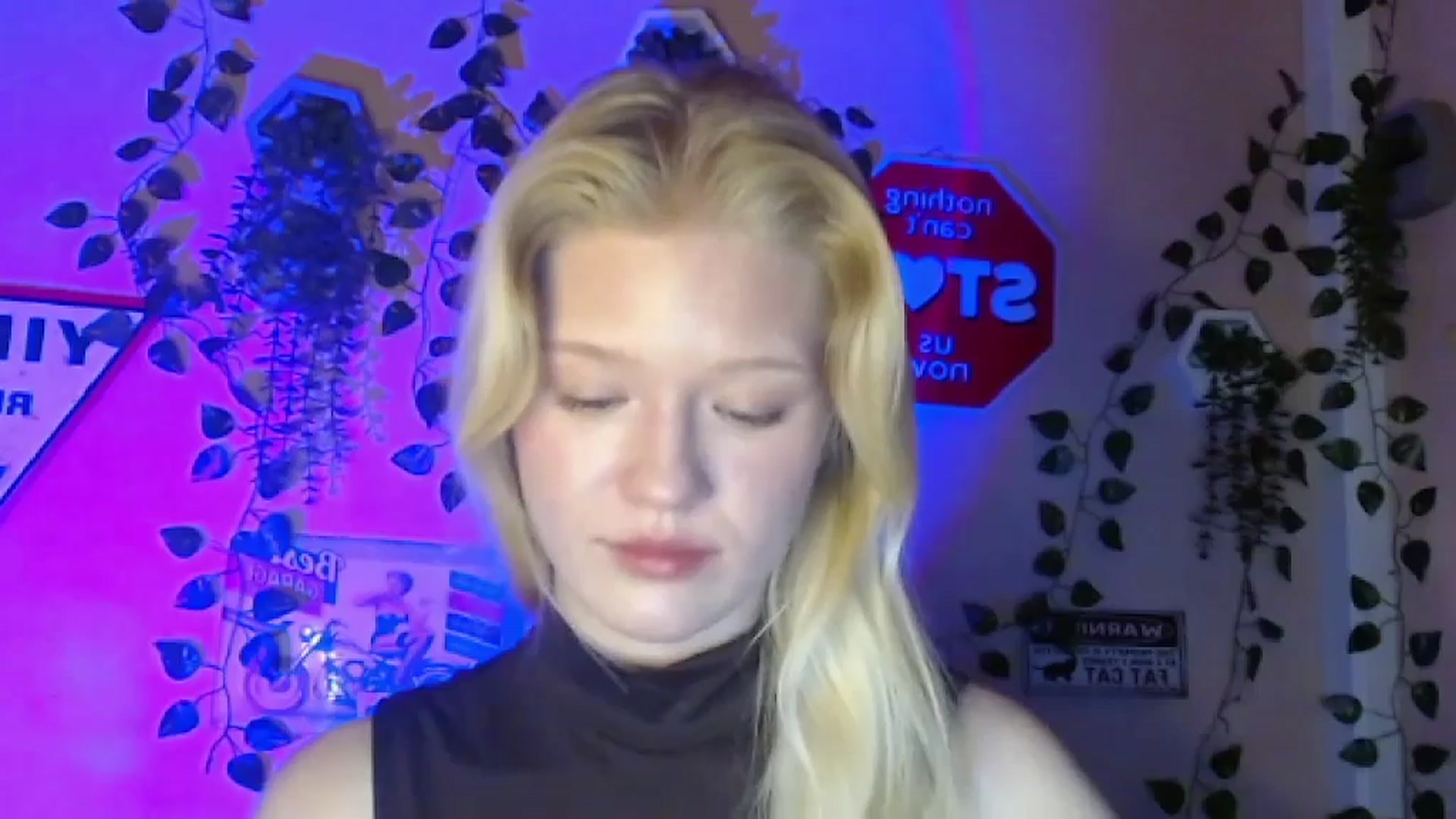 Gallery image thumbnail from Angel_baby's myfreecams stream on, 02/15/2026, 19:04 image 16 of 20