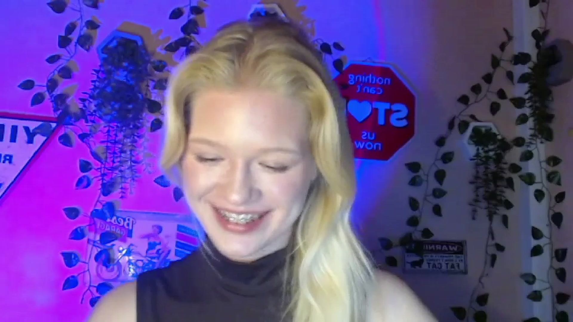 Gallery image thumbnail from Angel_baby's myfreecams stream on, 02/15/2026, 19:04 image 15 of 20
