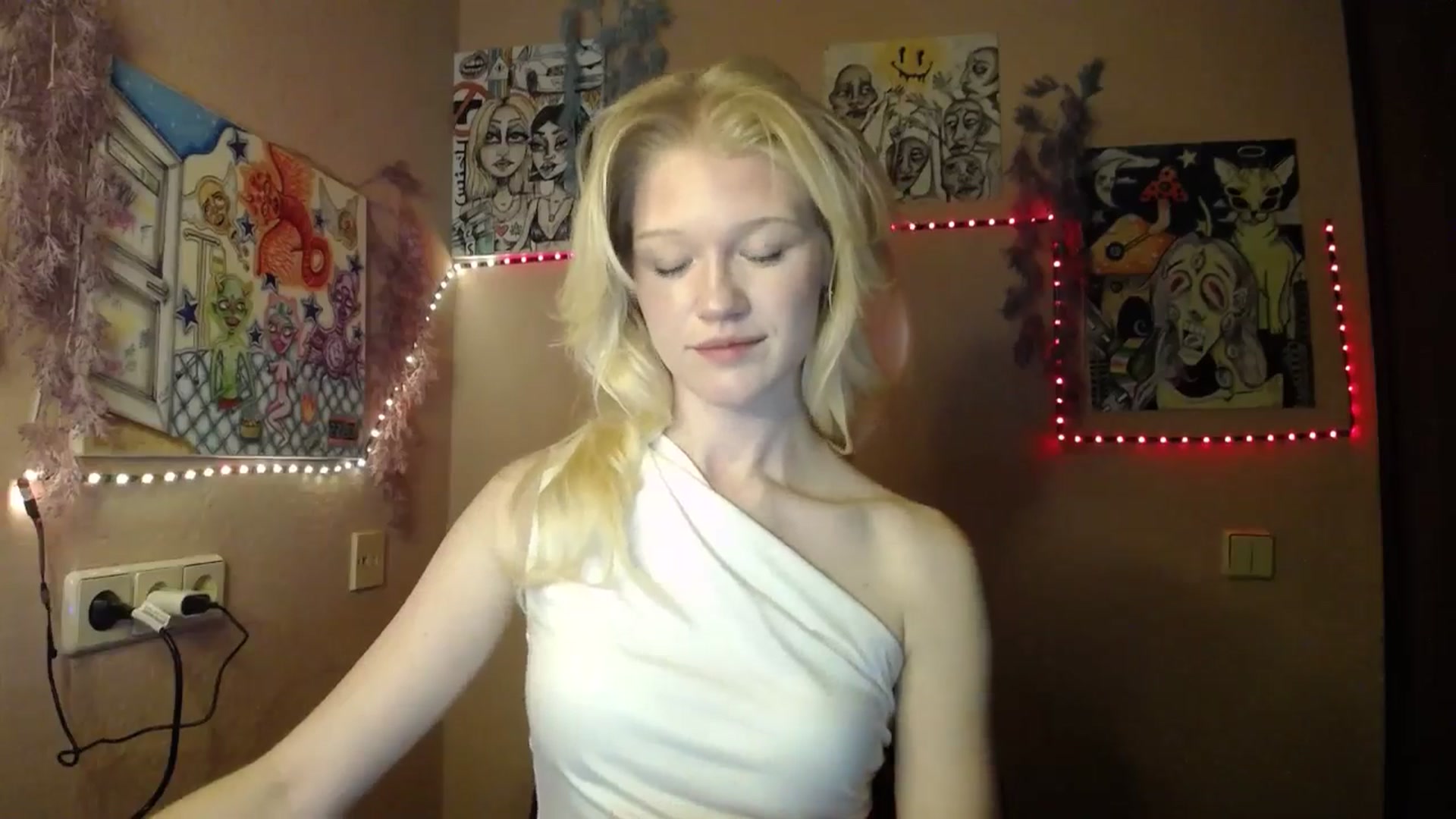 Gallery image thumbnail from Angel_baby's myfreecams stream on, 02/24/2026, 19:04 image 4 of 20