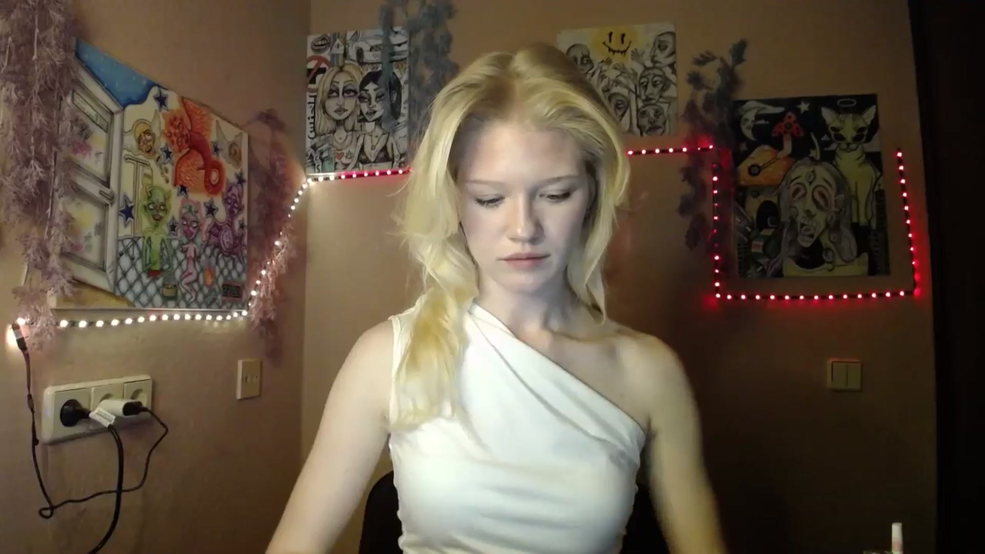 Gallery image thumbnail from Angel_baby's myfreecams stream on, 02/24/2026, 19:04 image 6 of 20