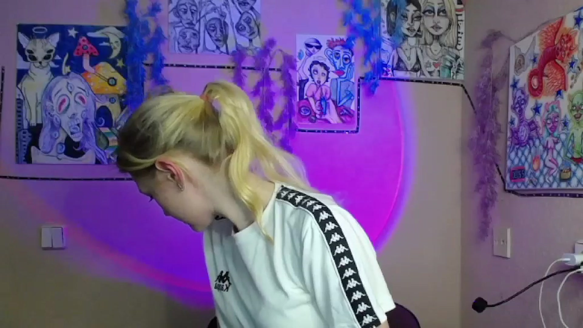 Gallery image thumbnail from Angel_baby's myfreecams stream on, 03/07/2026, 17:24 image 17 of 20