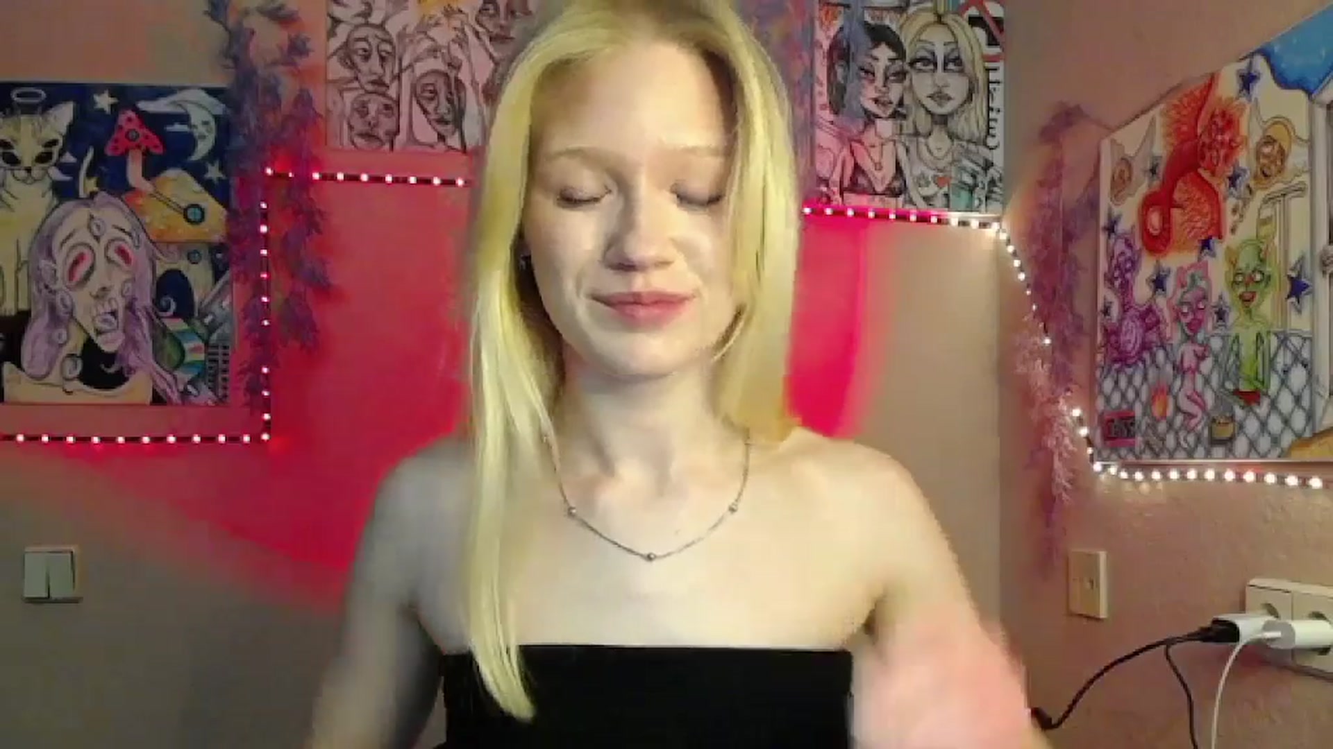 Gallery image thumbnail from Angel_baby's myfreecams stream on, 03/09/2026, 17:30 image 18 of 20
