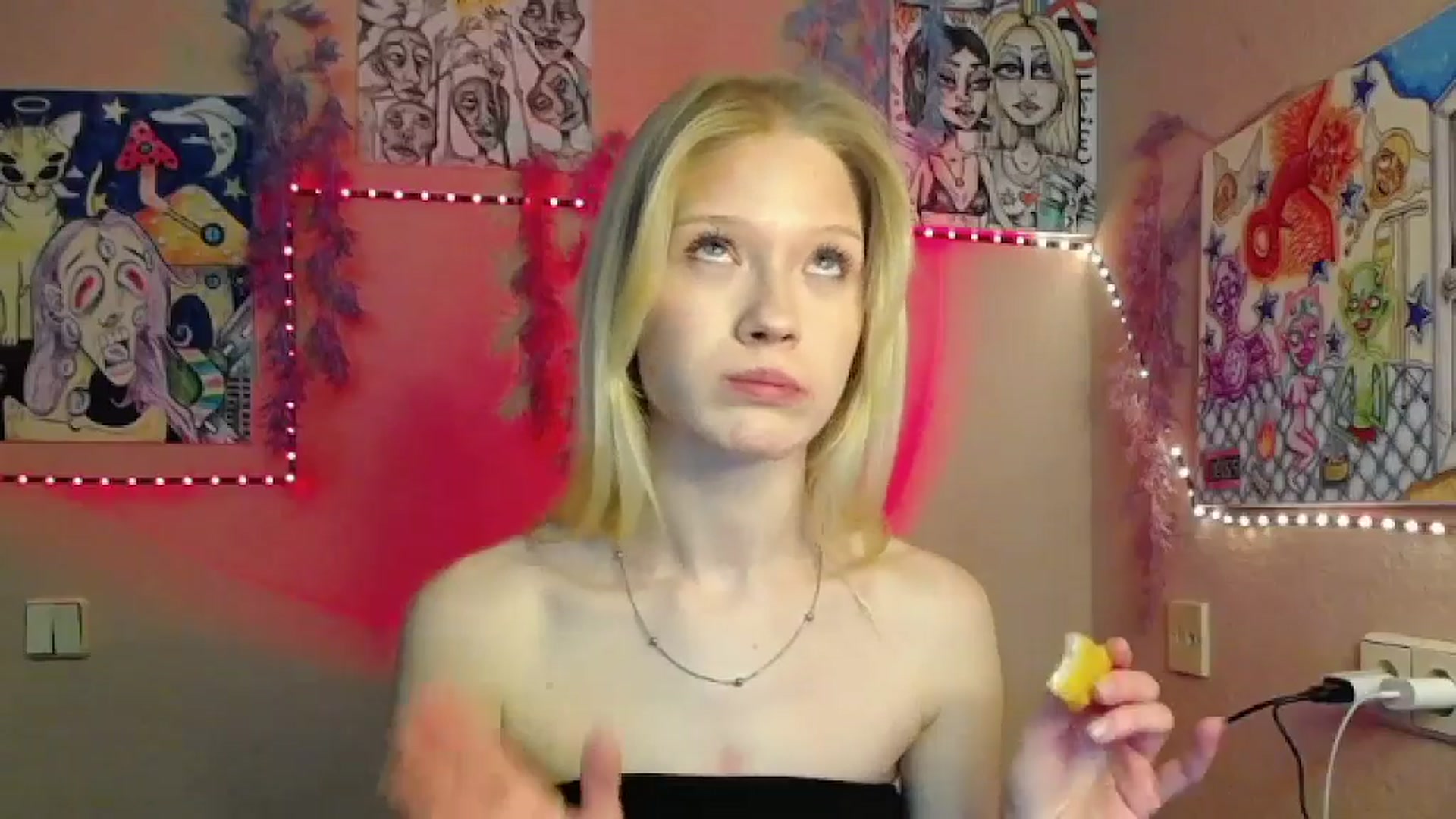 Gallery image thumbnail from Angel_baby's myfreecams stream on, 03/09/2026, 17:30 image 4 of 20