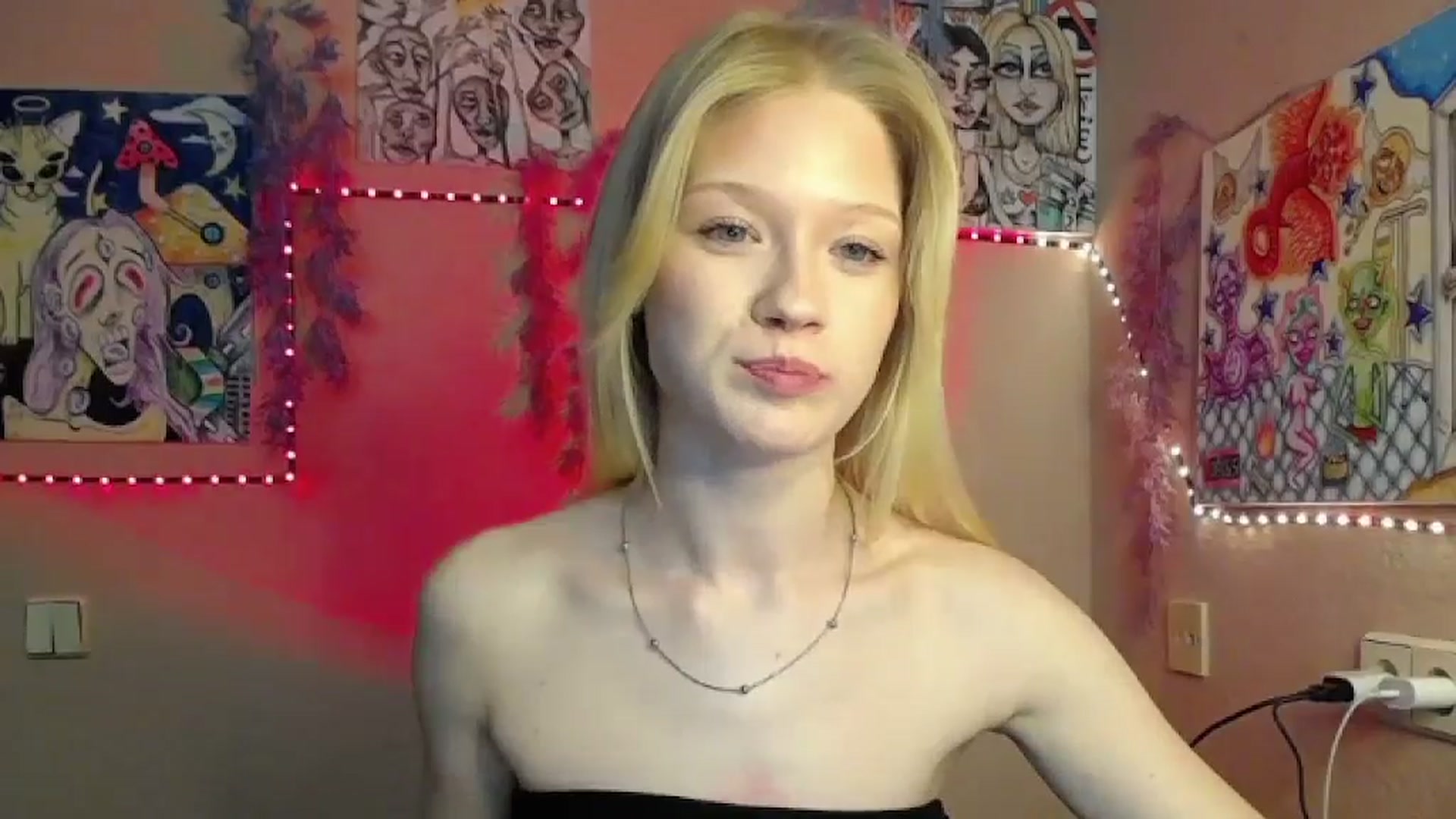Gallery image thumbnail from Angel_baby's myfreecams stream on, 03/09/2026, 17:30 image 9 of 20