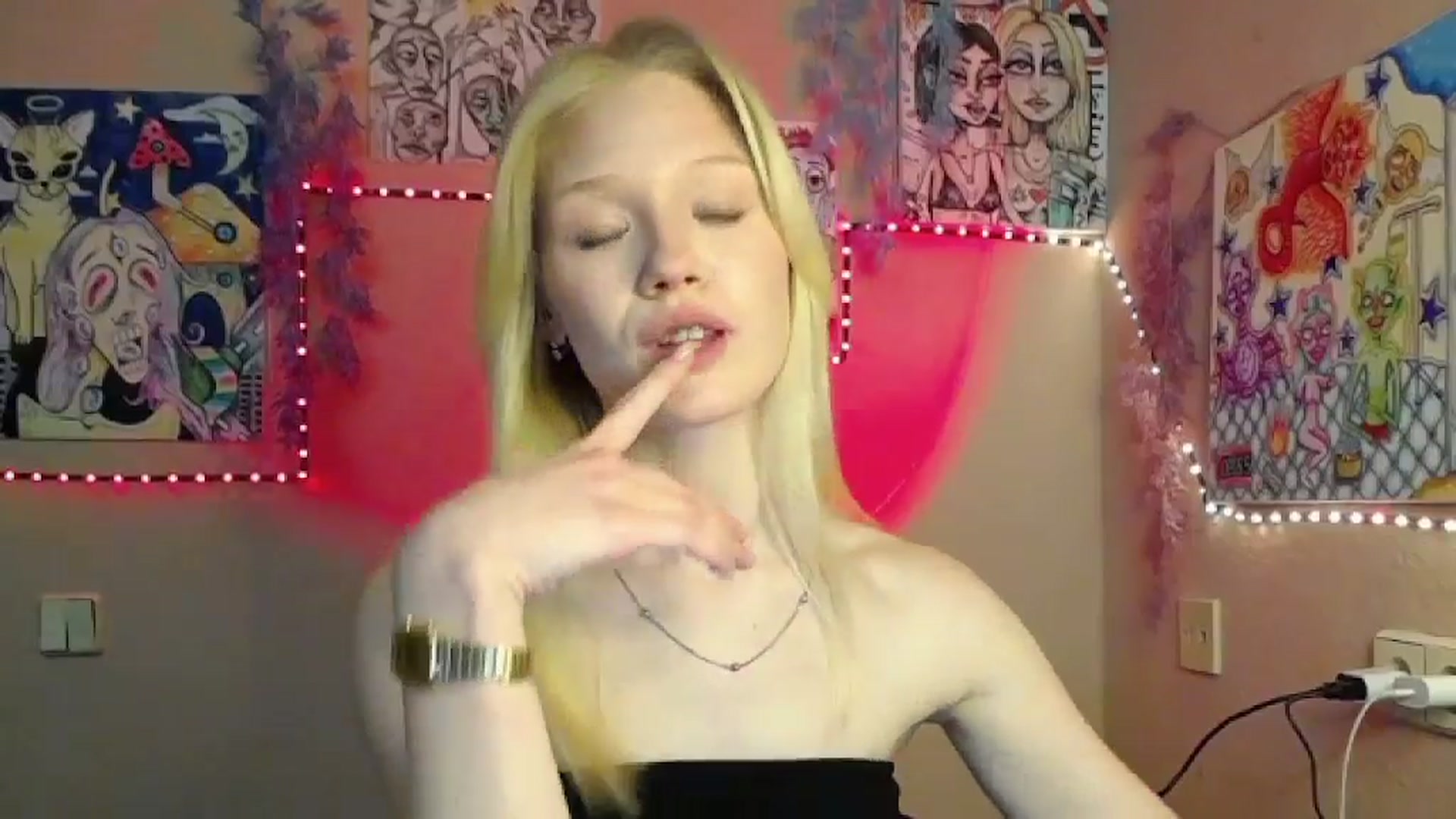 Gallery image thumbnail from Angel_baby's myfreecams stream on, 03/09/2026, 18:18 image 14 of 20