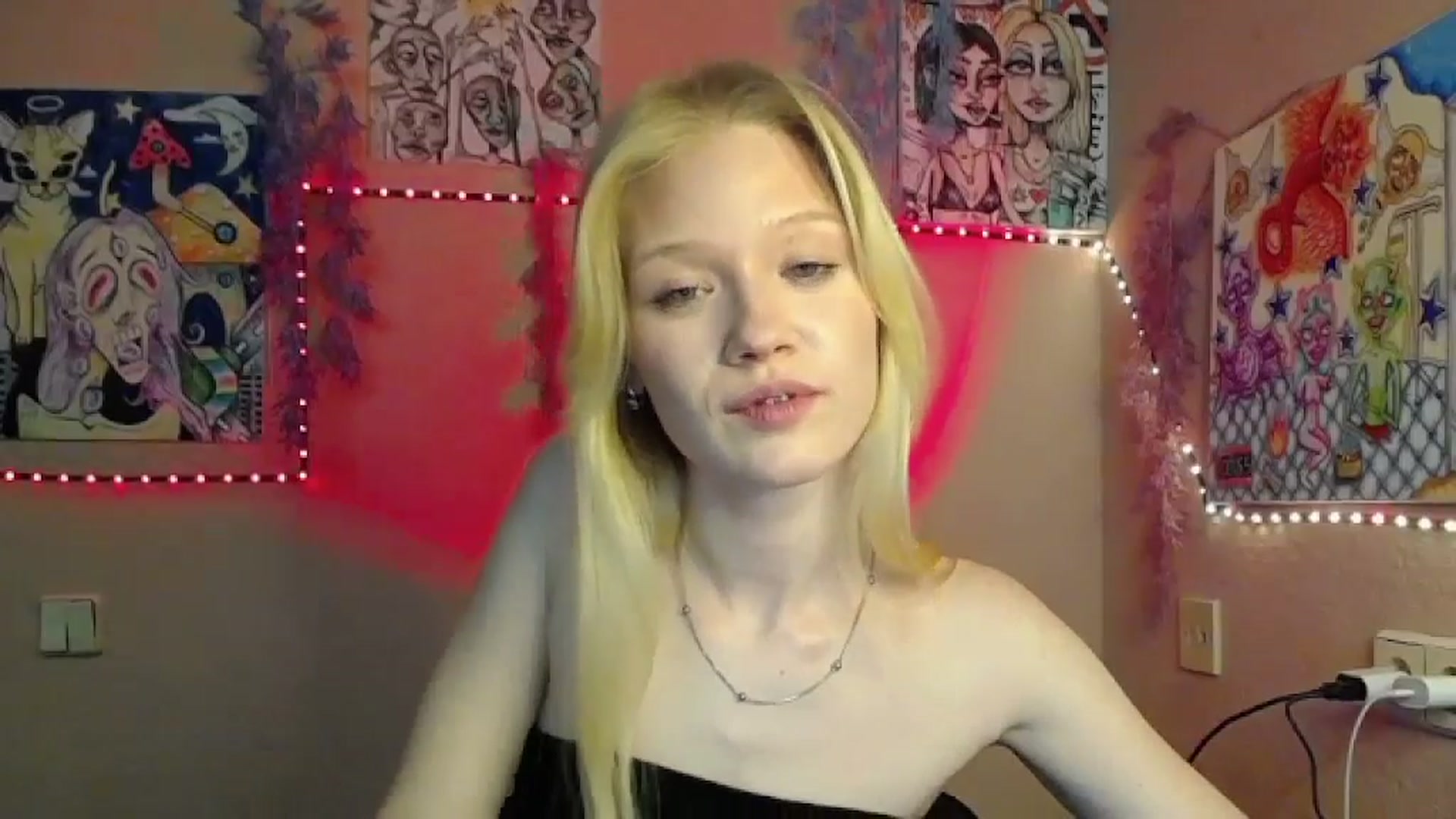 Gallery image thumbnail from Angel_baby's myfreecams stream on, 03/09/2026, 18:18 image 17 of 20