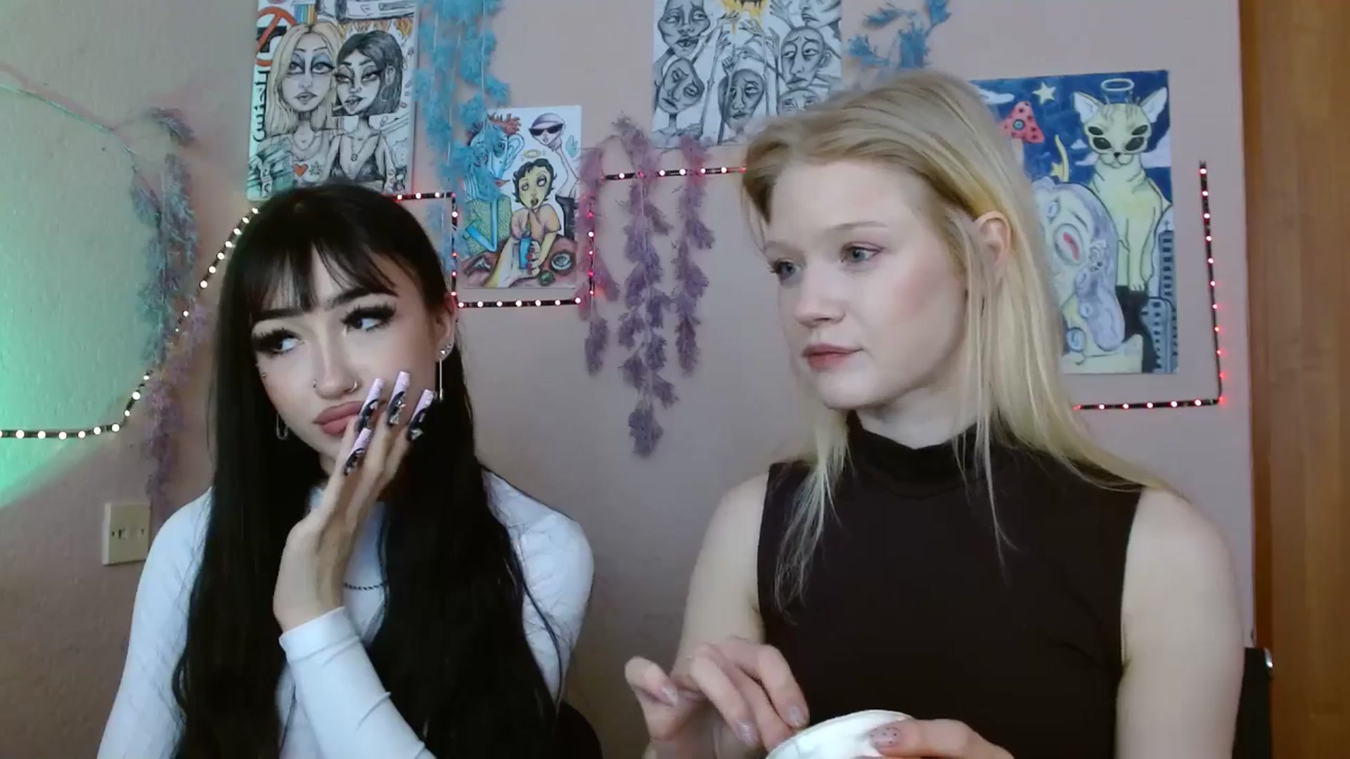 Gallery image thumbnail from Angel_baby's myfreecams stream on, 03/17/2026, 15:11 image 6 of 20