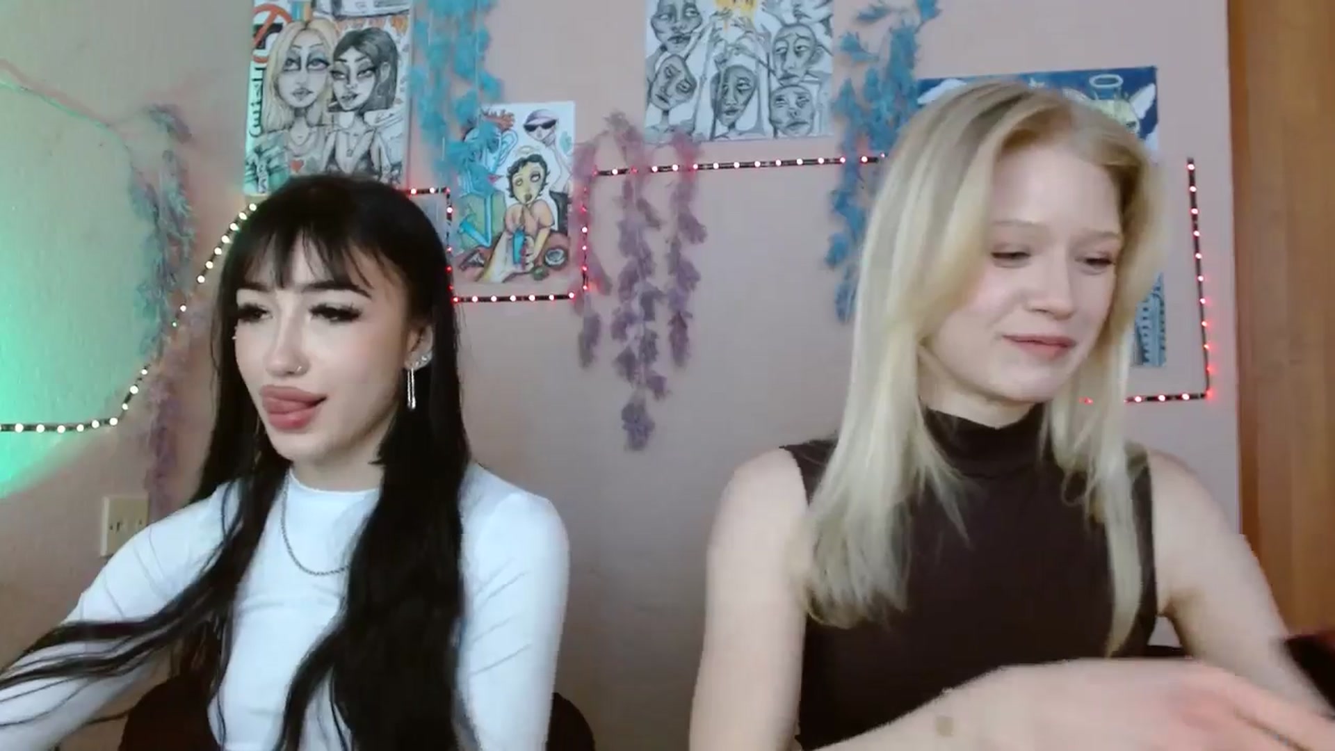 Gallery image thumbnail from Angel_baby's myfreecams stream on, 03/17/2026, 15:11 image 9 of 20