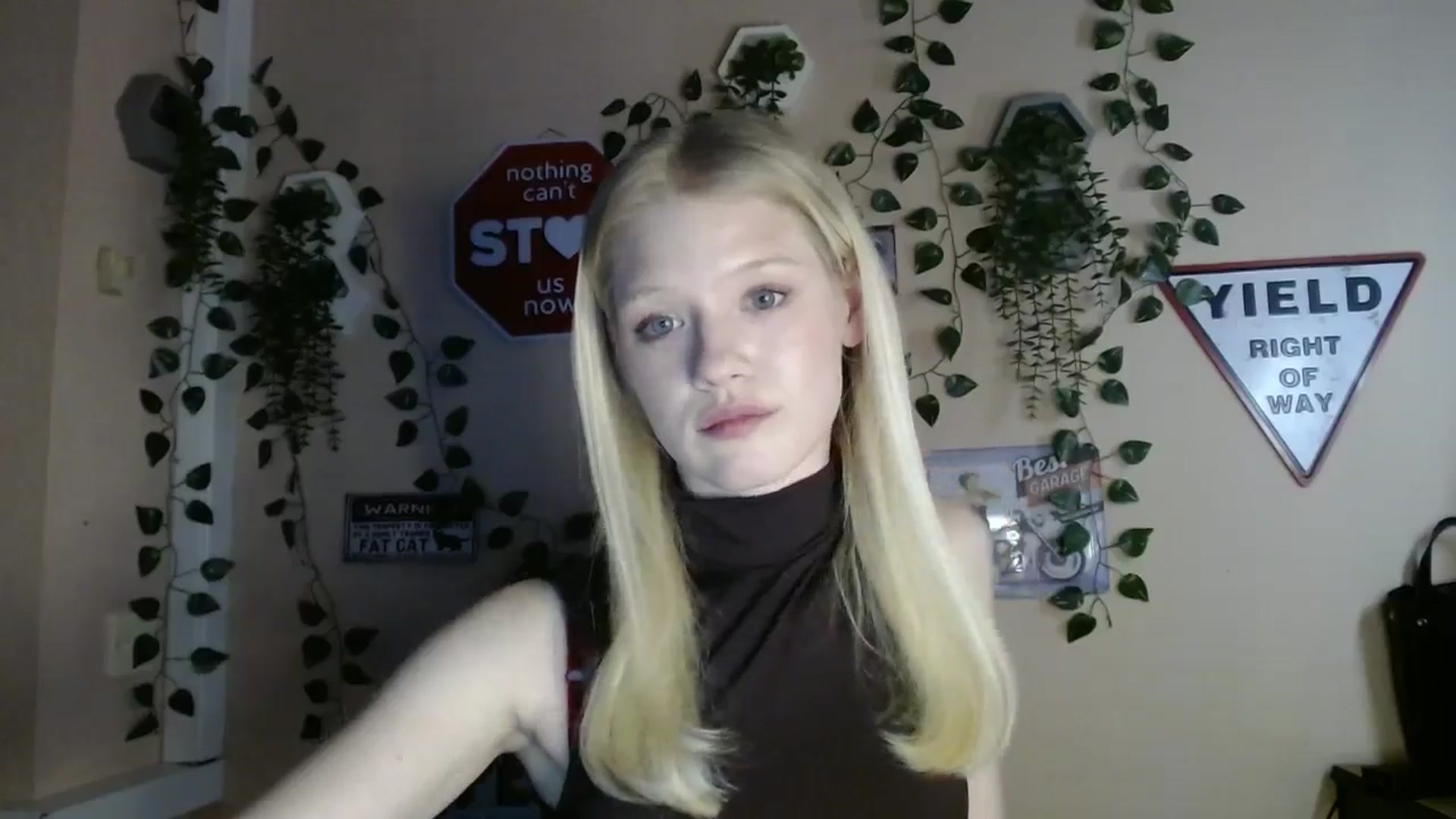 Gallery image thumbnail from Angel_baby's myfreecams stream on, 03/17/2026, 17:04 image 8 of 20