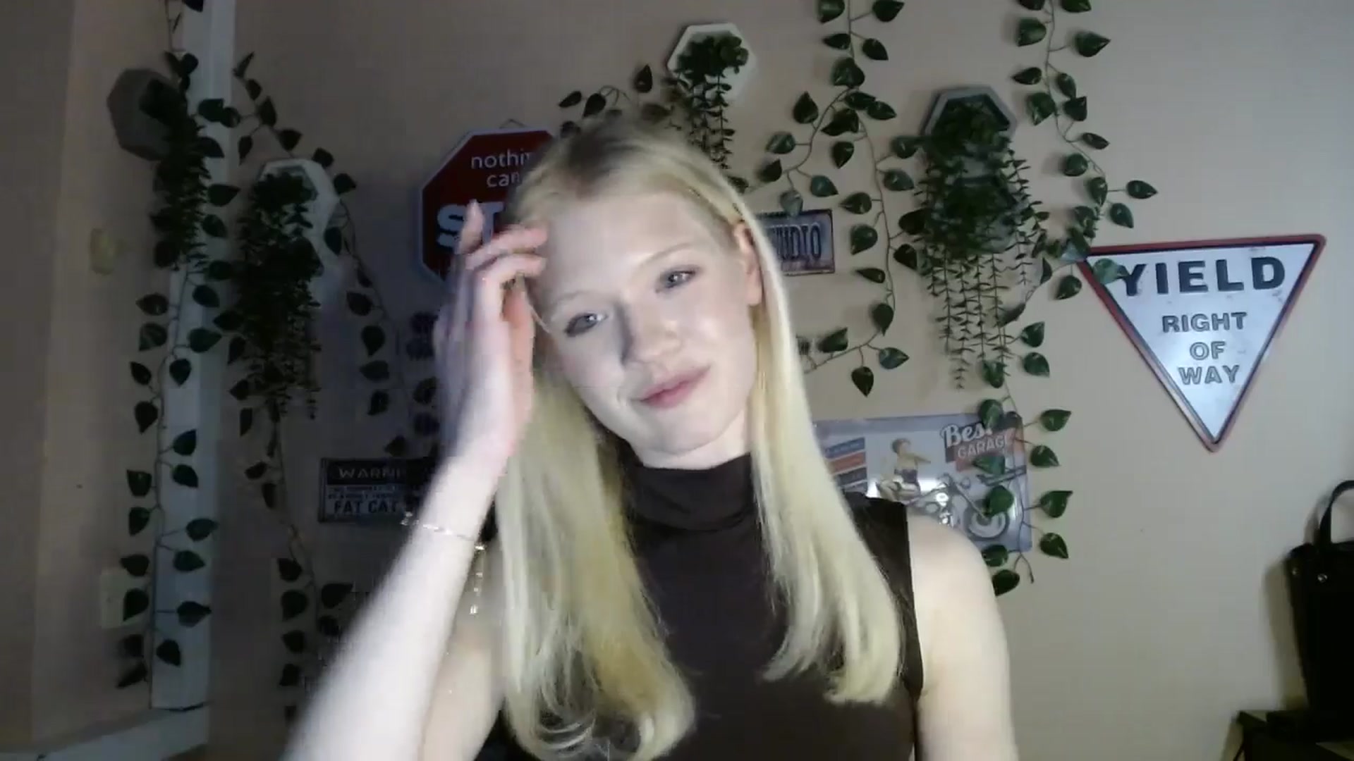 Gallery image thumbnail from Angel_baby's myfreecams stream on, 03/17/2026, 17:04 image 5 of 20