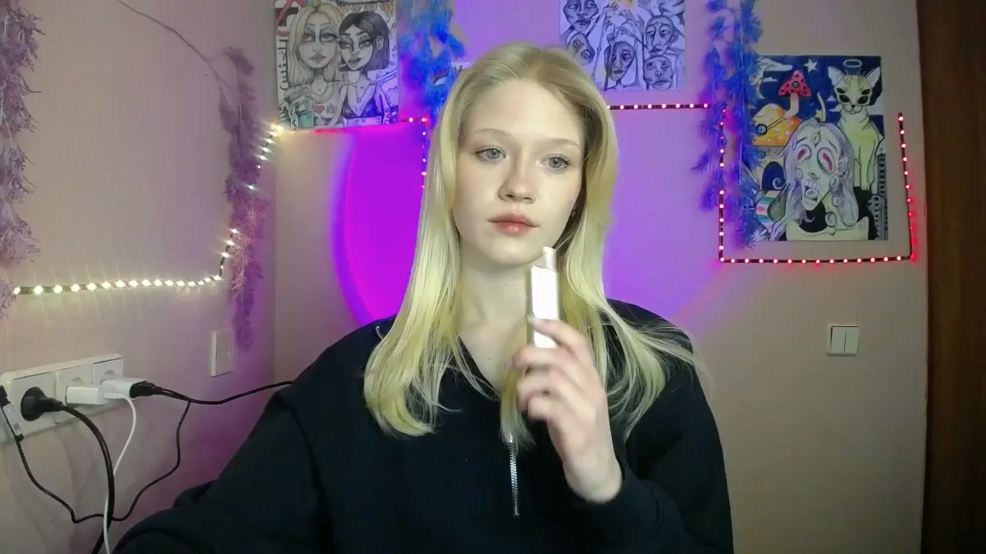 Gallery image thumbnail from Angel_baby's myfreecams stream on, 03/21/2026, 16:27 image 1 of 20