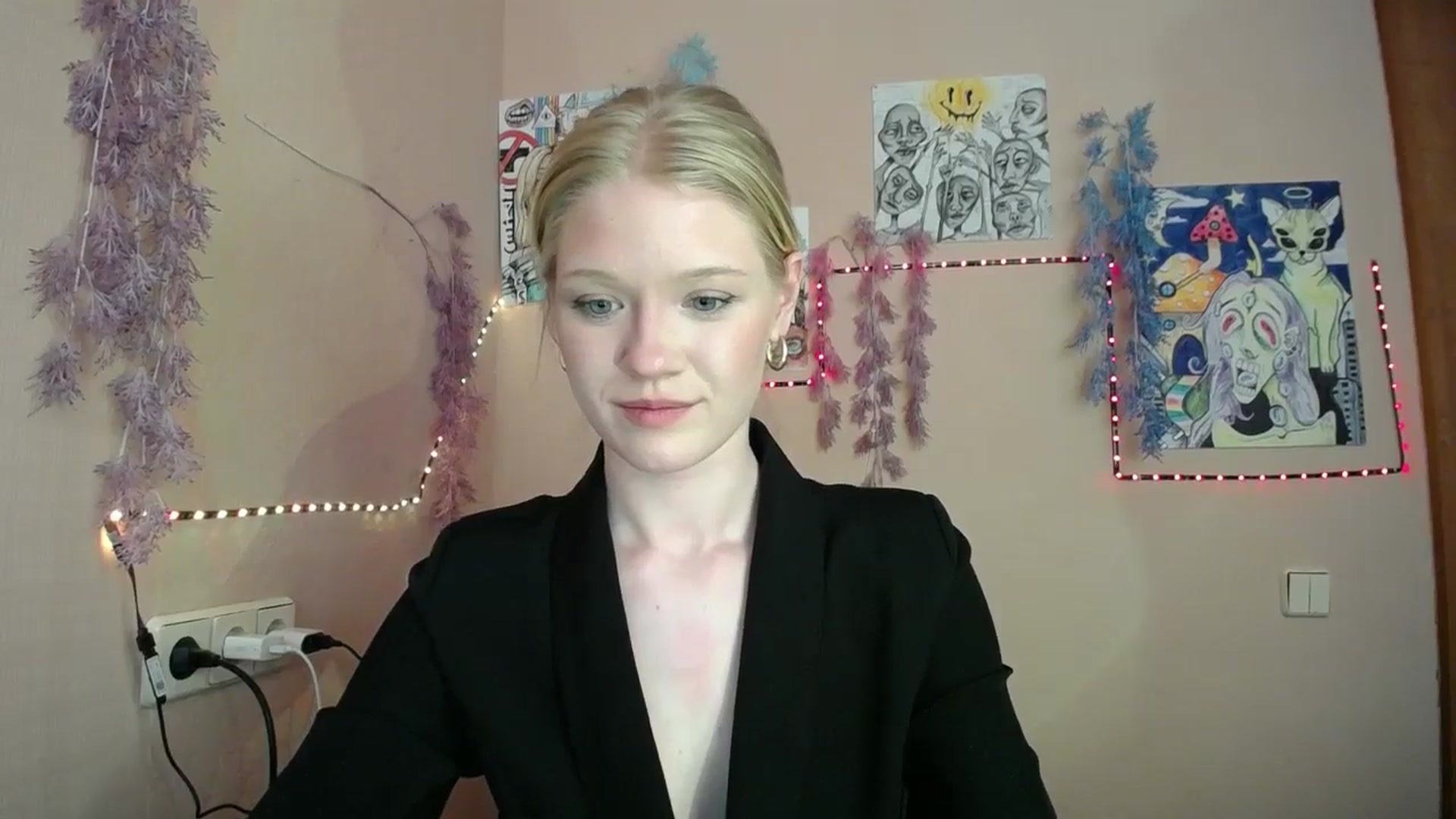Gallery image thumbnail from Angel_baby's myfreecams stream on, 03/23/2026, 15:31 image 14 of 20