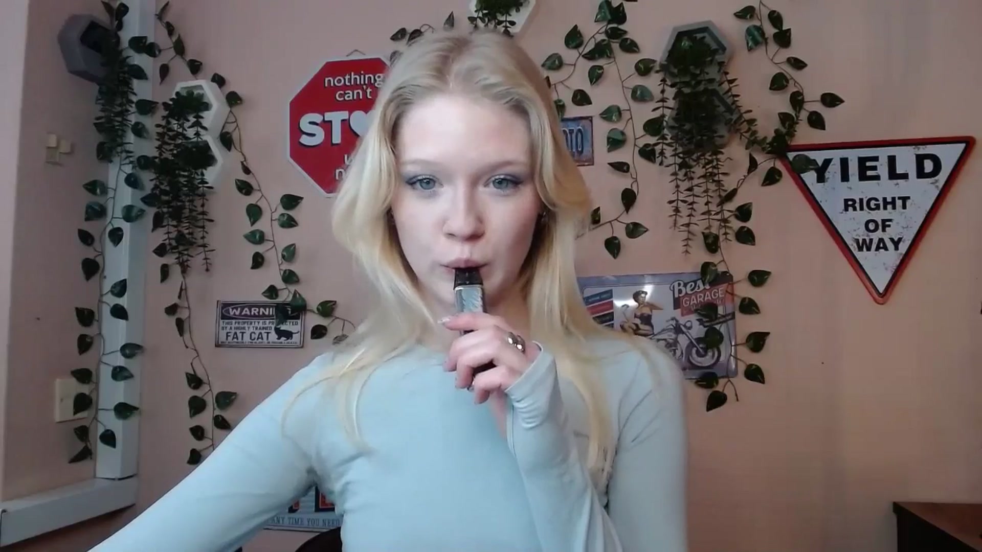 Gallery image thumbnail from Angel_baby's myfreecams stream on, 03/30/2026, 14:50 image 3 of 20