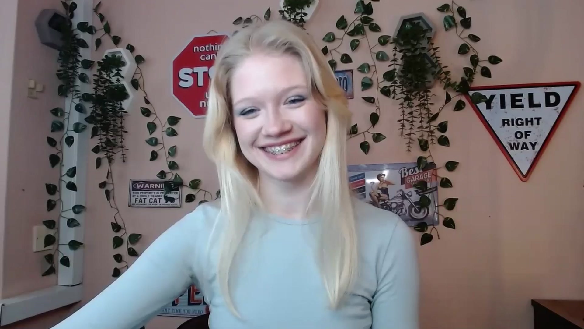 Gallery image thumbnail from Angel_baby's myfreecams stream on, 03/30/2026, 14:50 image 2 of 20