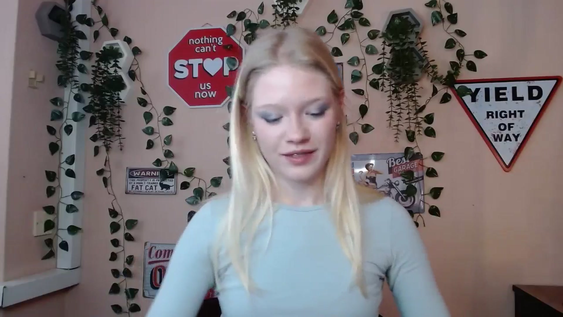 Gallery image thumbnail from Angel_baby's myfreecams stream on, 03/30/2026, 14:50 image 9 of 20
