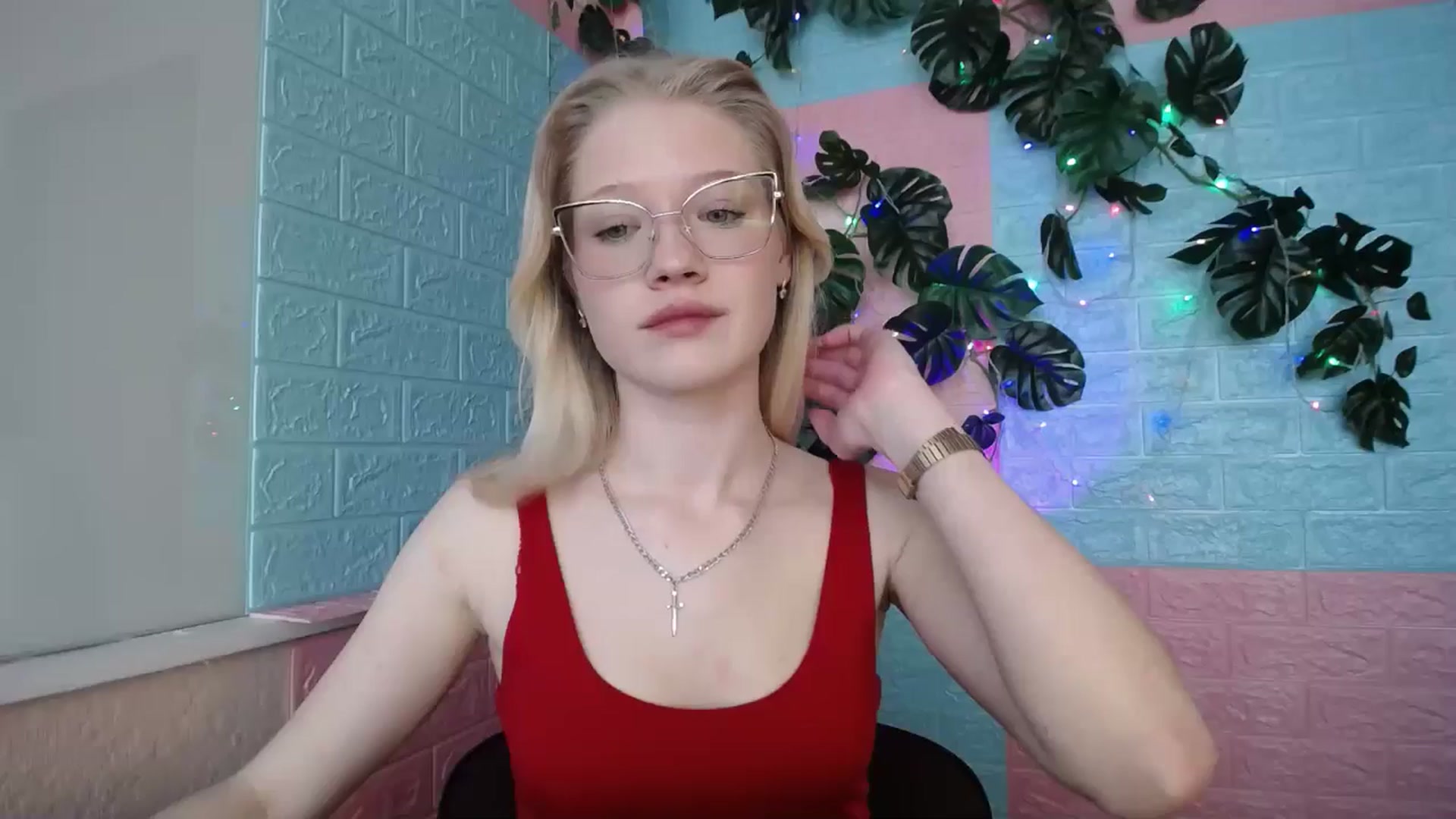 Gallery image thumbnail from Angel_baby's myfreecams stream on, 04/07/2026, 14:27 image 10 of 20