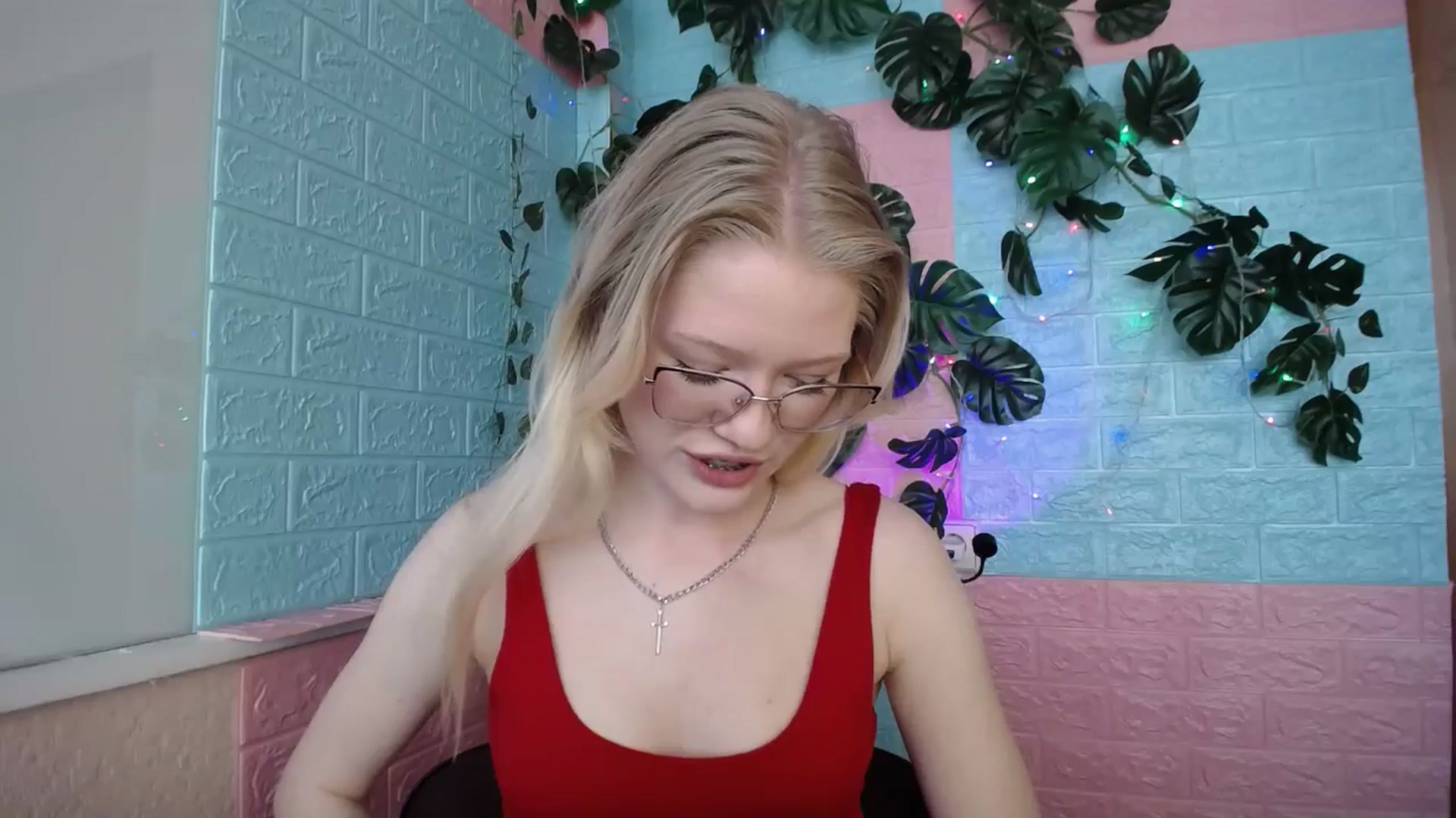 Gallery image thumbnail from Angel_baby's myfreecams stream on, 04/07/2026, 14:27 image 7 of 20
