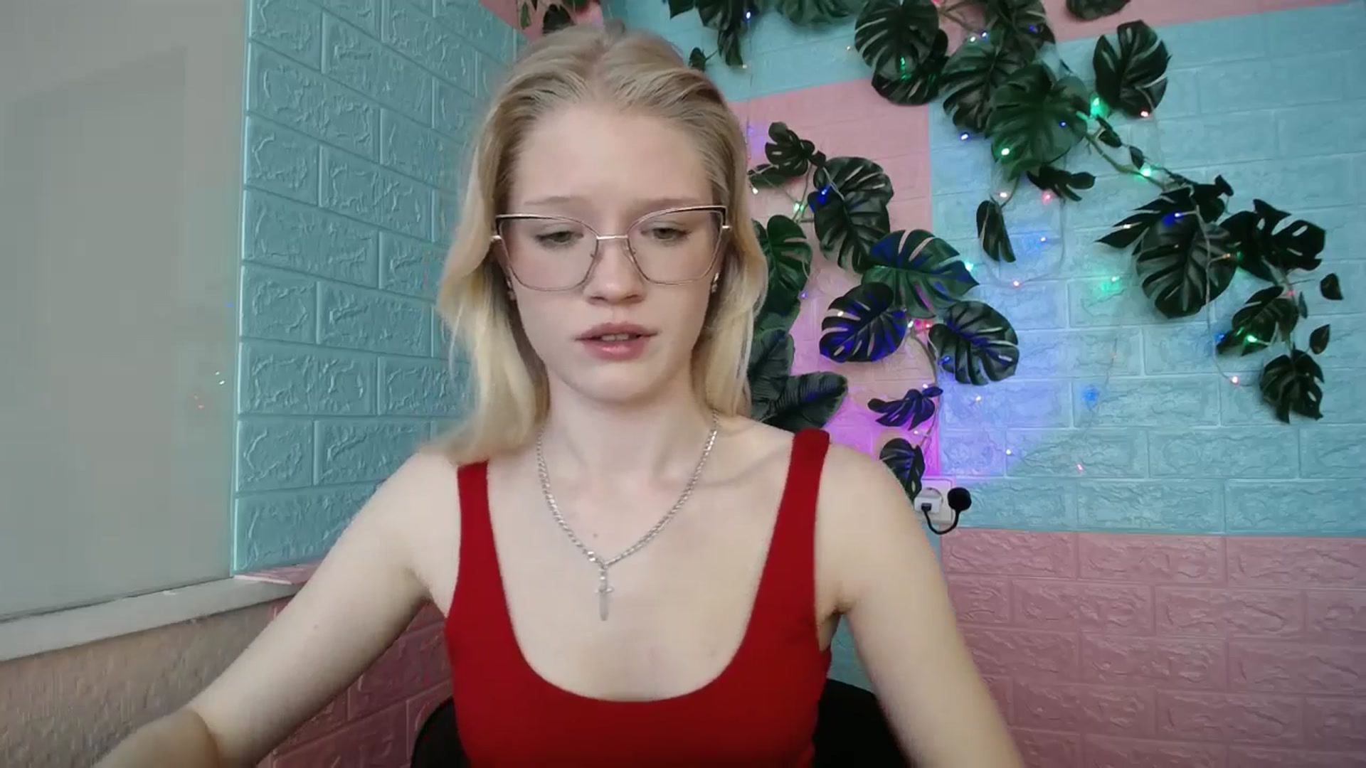 Gallery image thumbnail from Angel_baby's myfreecams stream on, 04/07/2026, 14:27 image 11 of 20