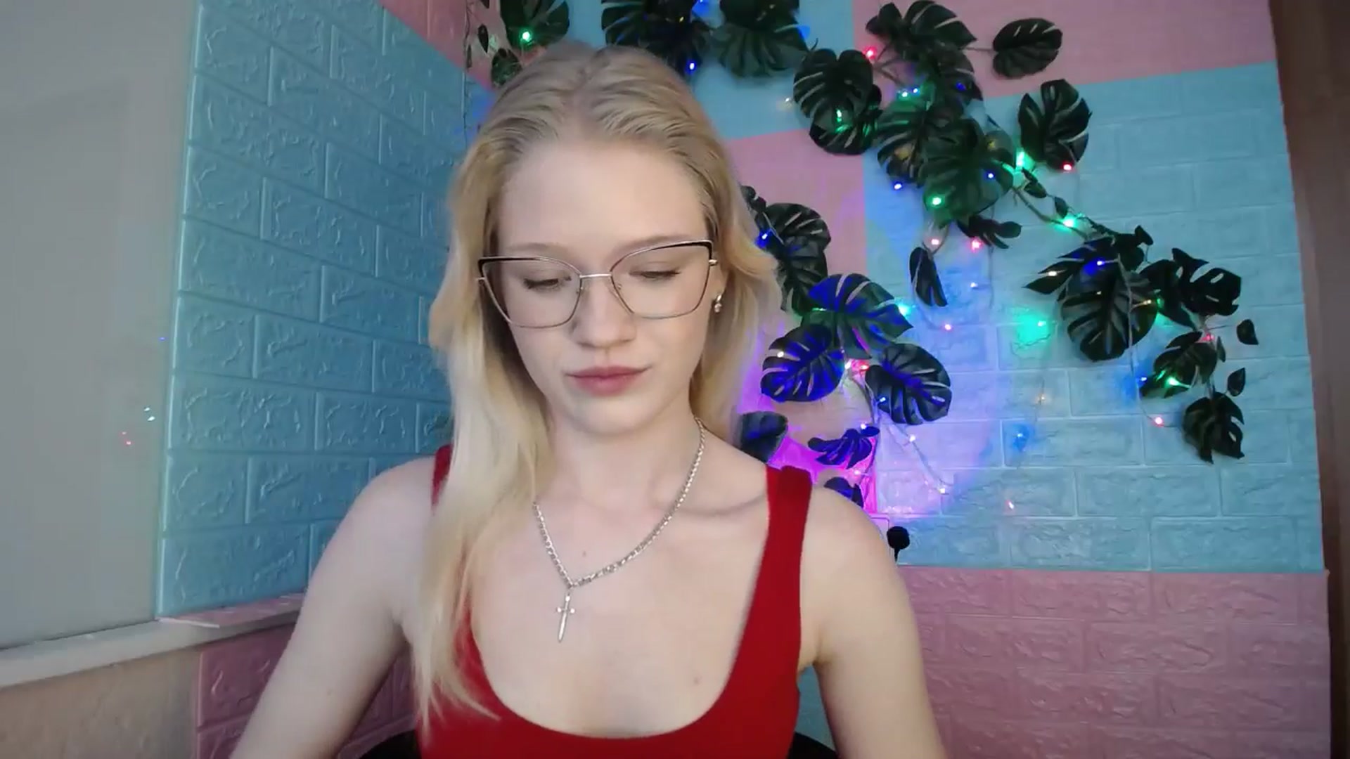 Gallery image thumbnail from Angel_baby's myfreecams stream on, 04/07/2026, 15:39 image 18 of 20