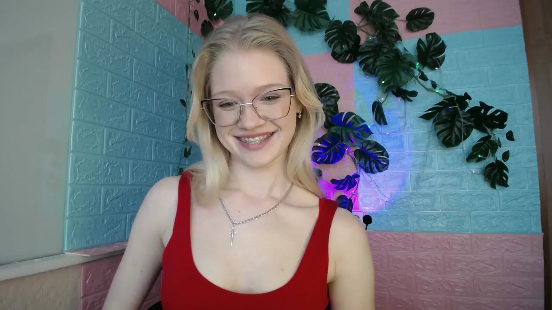 Gallery image thumbnail from Angel_baby's myfreecams stream on, 04/07/2026, 15:39 image 20 of 20