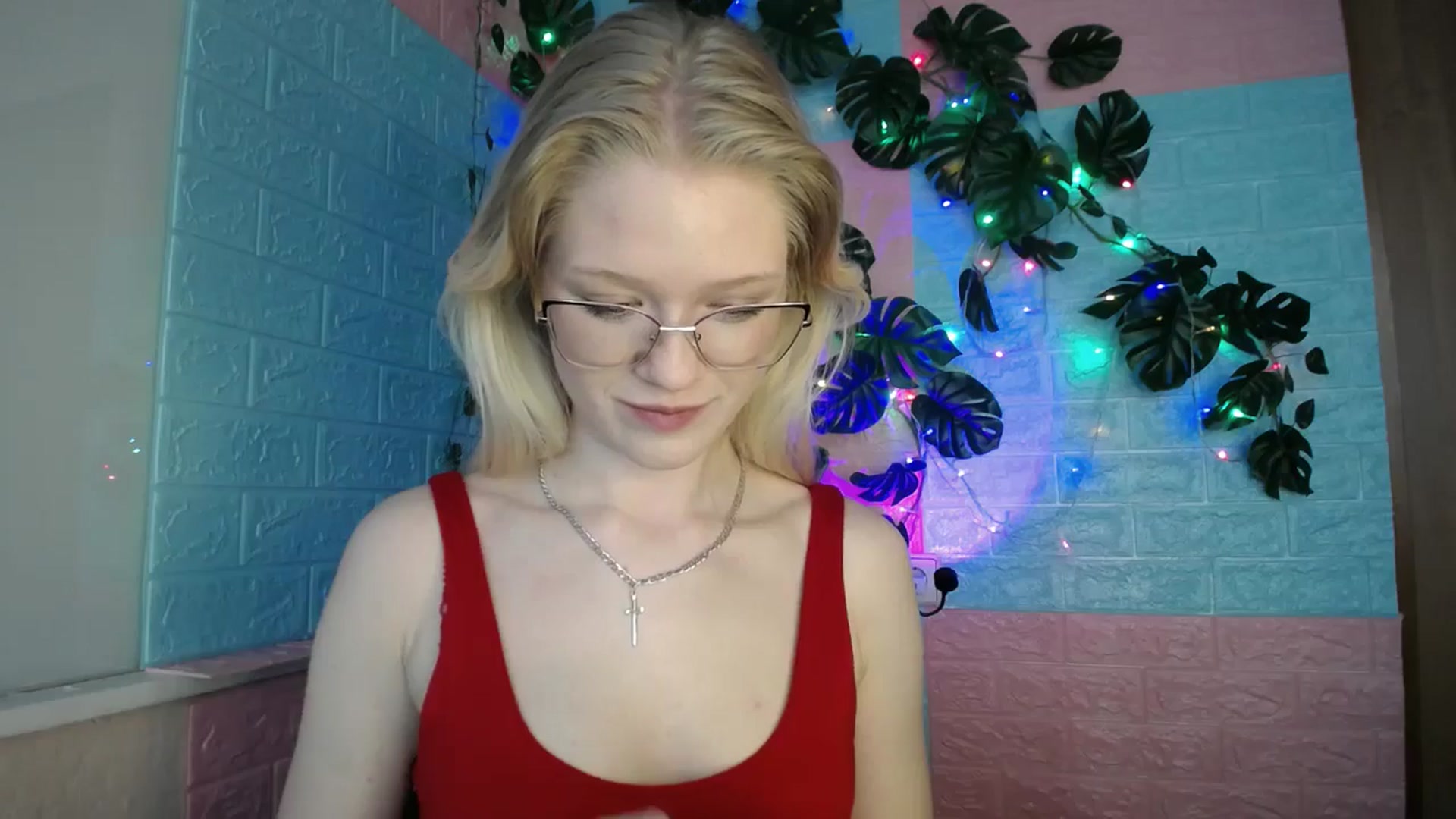 Gallery image thumbnail from Angel_baby's myfreecams stream on, 04/07/2026, 15:39 image 11 of 20