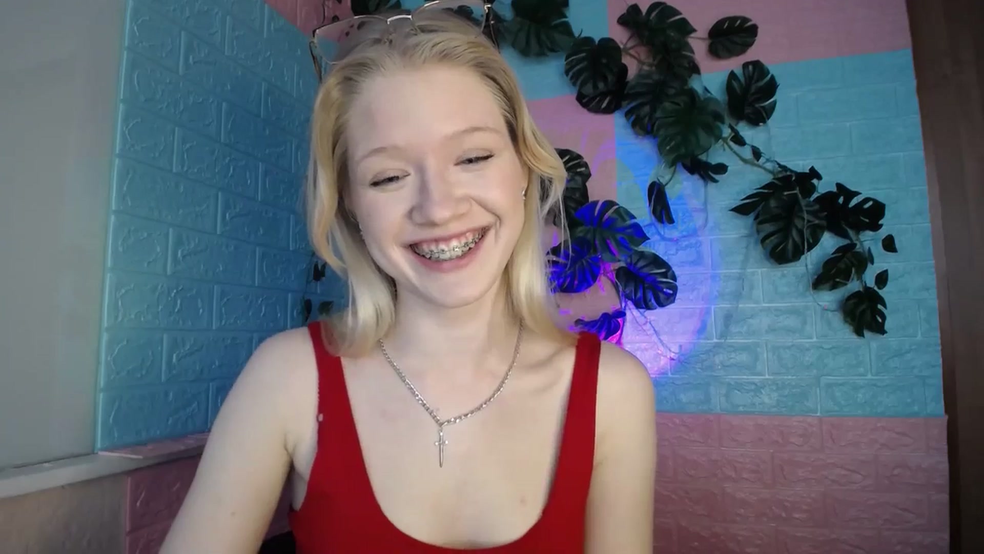 Gallery image thumbnail from Angel_baby's myfreecams stream on, 04/07/2026, 15:39 image 10 of 20