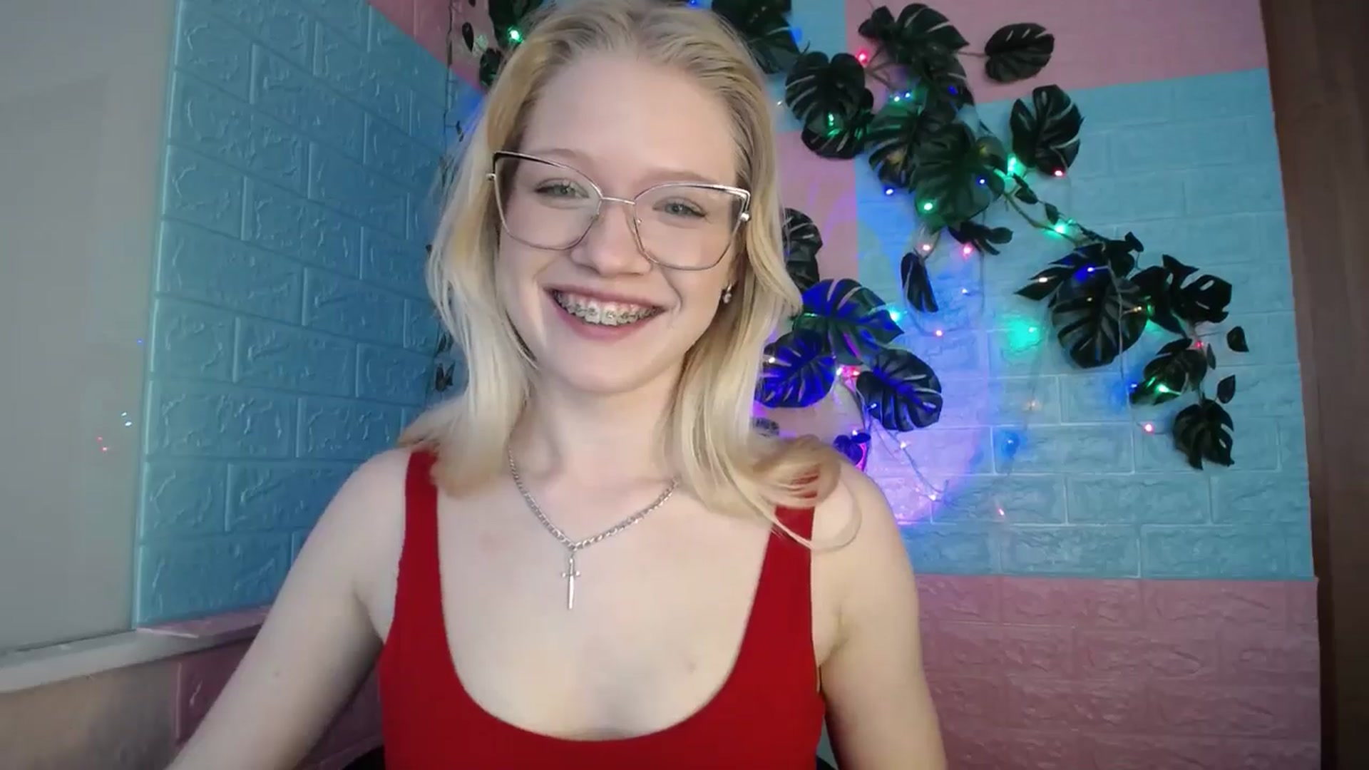 Gallery image thumbnail from Angel_baby's myfreecams stream on, 04/07/2026, 15:39 image 6 of 20