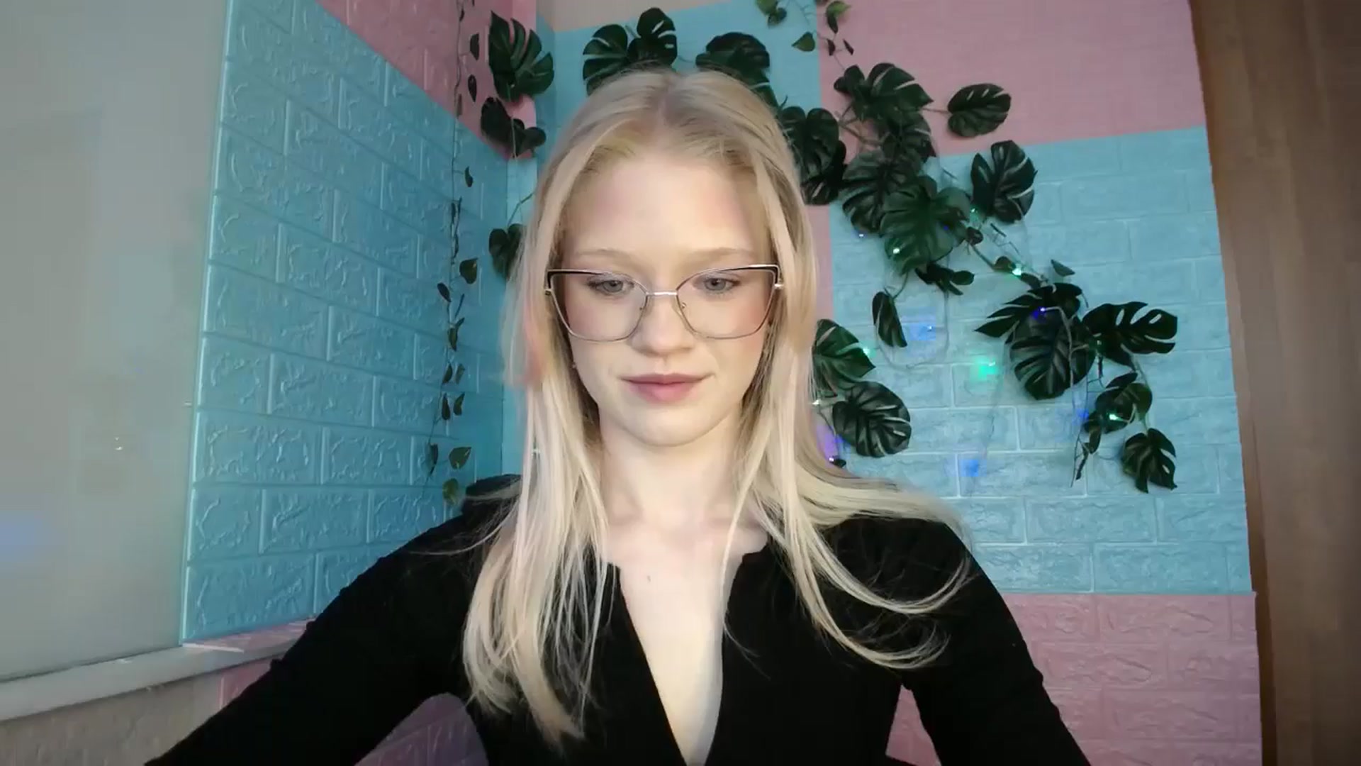 Gallery image thumbnail from Angel_baby's myfreecams stream on, 04/11/2026, 15:30 image 5 of 20