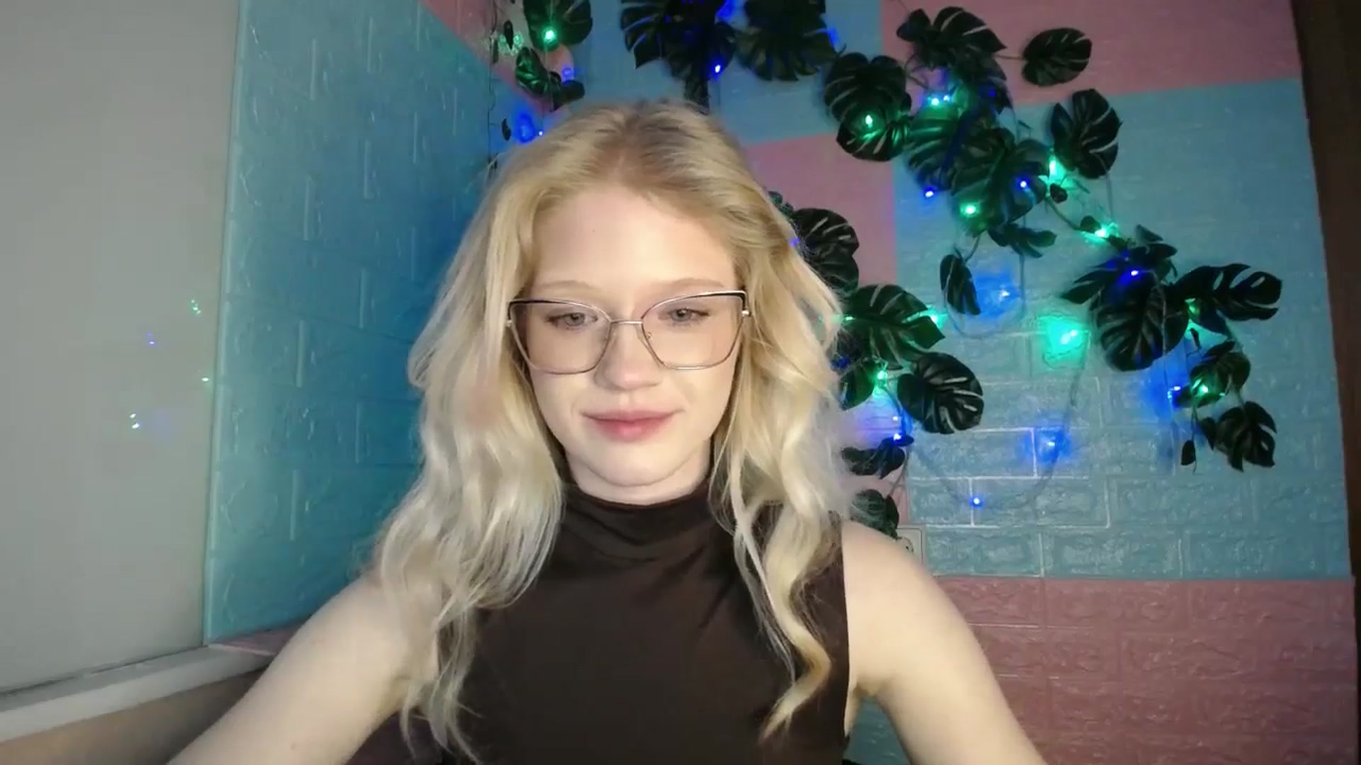 Gallery image thumbnail from Angel_baby's myfreecams stream on, 04/14/2026, 17:11 image 8 of 20