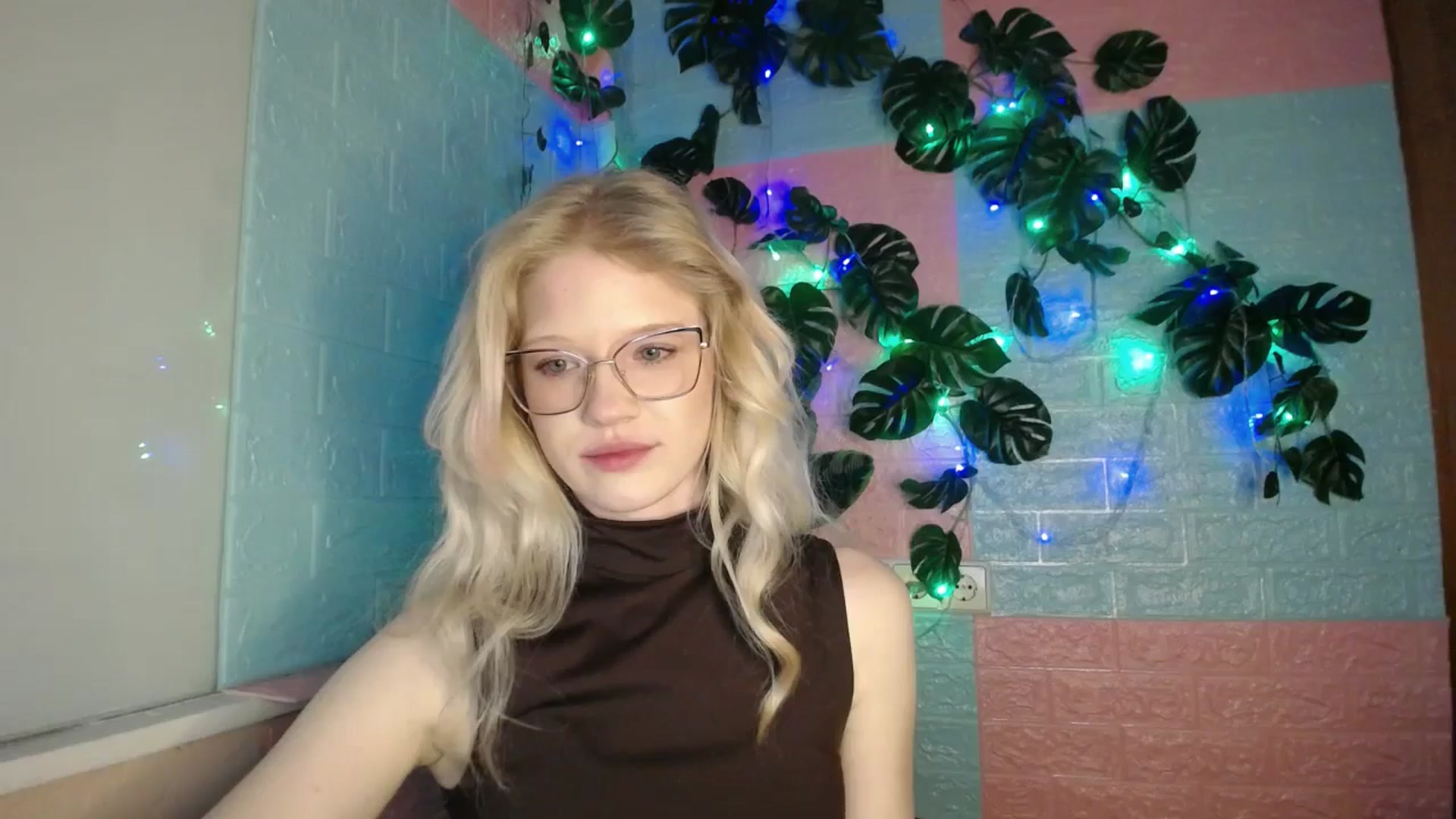 Gallery image thumbnail from Angel_baby's myfreecams stream on, 04/14/2026, 17:11 image 13 of 20