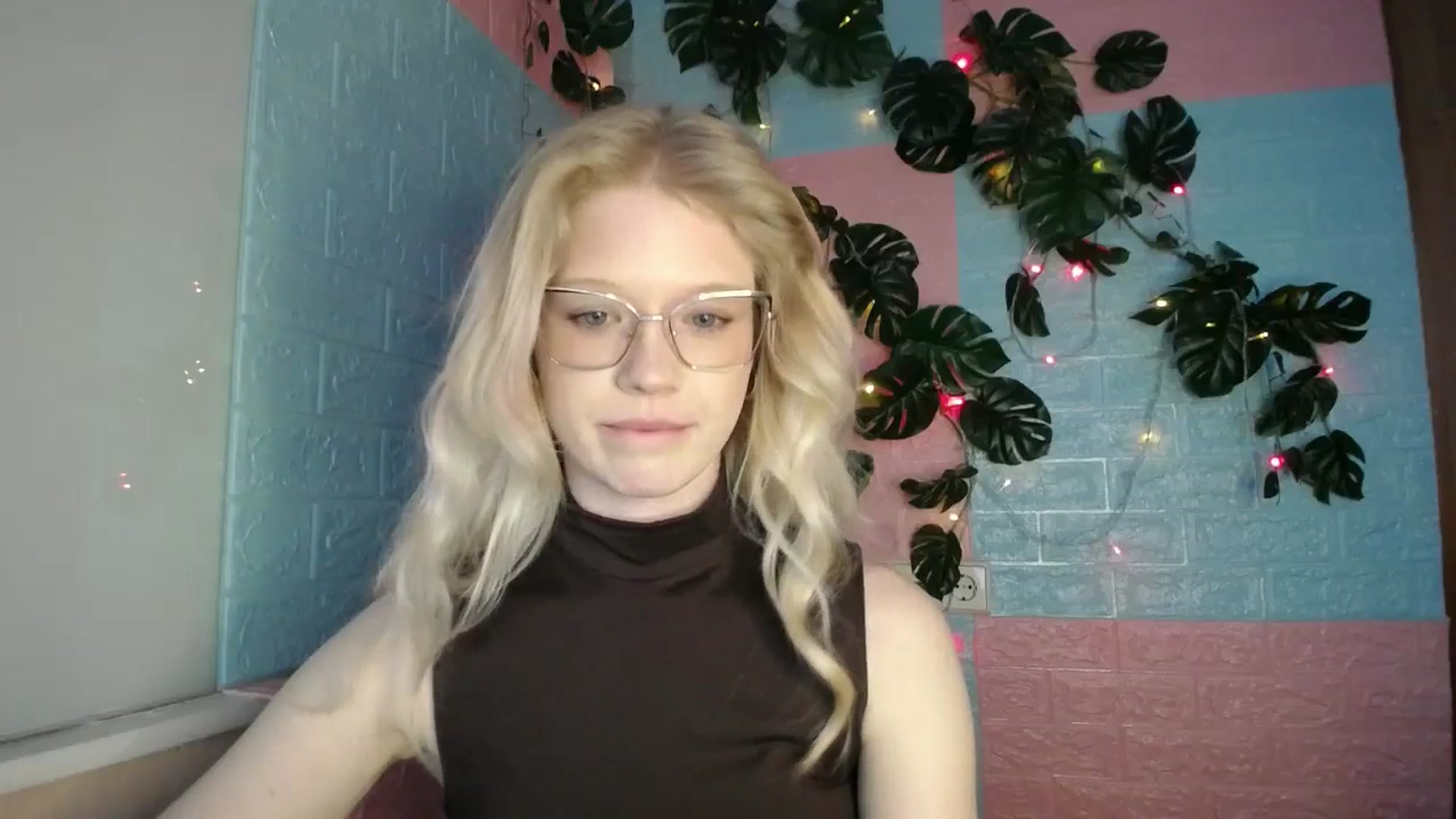 Gallery image thumbnail from Angel_baby's myfreecams stream on, 04/14/2026, 17:11 image 3 of 20