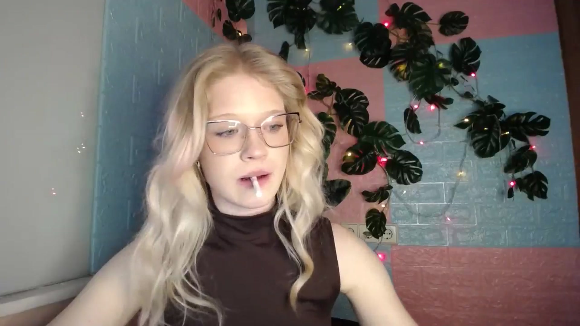 Gallery image thumbnail from Angel_baby's myfreecams stream on, 04/14/2026, 17:11 image 19 of 20