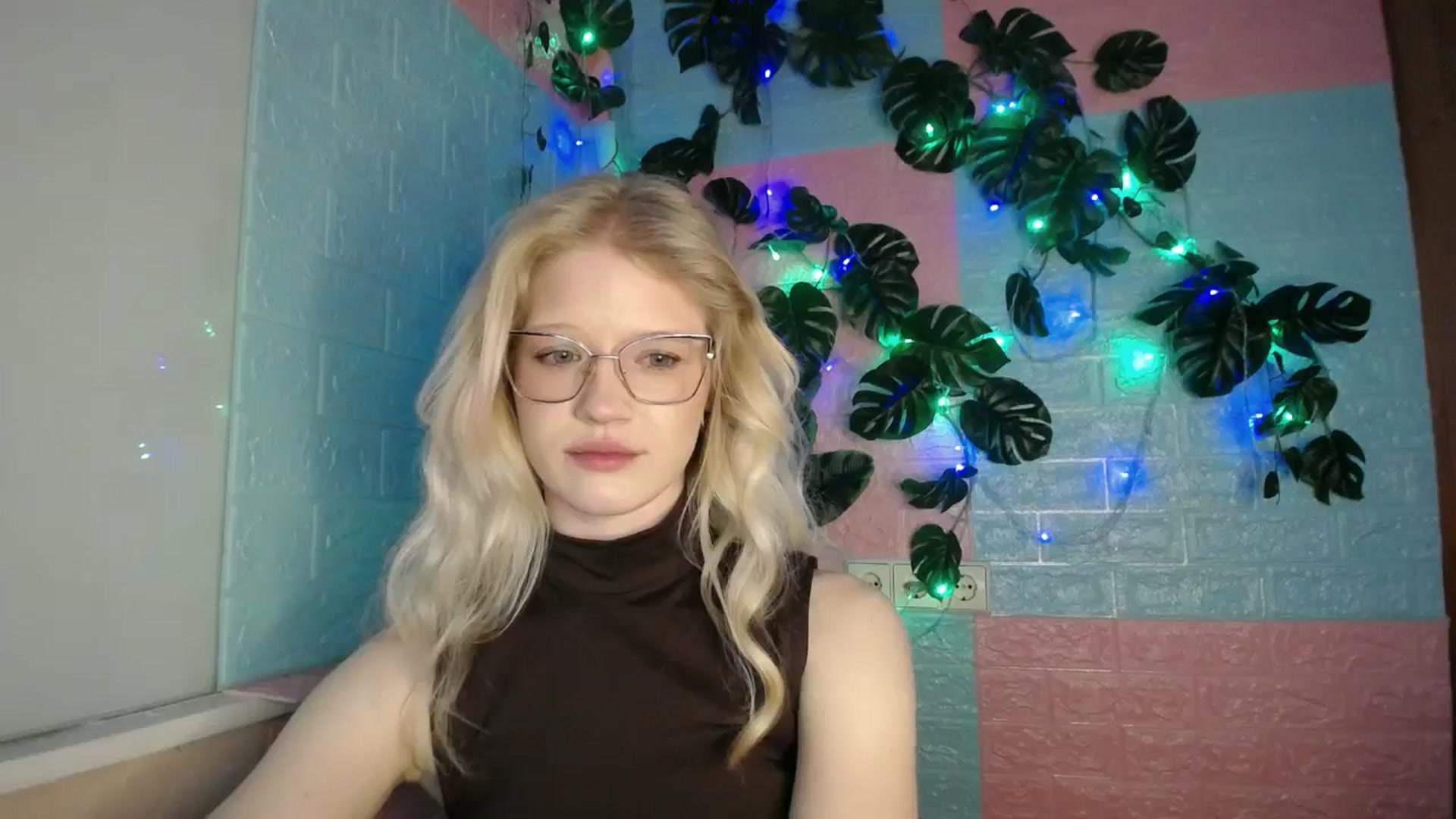Gallery image thumbnail from Angel_baby's myfreecams stream on, 04/14/2026, 17:11 image 10 of 20