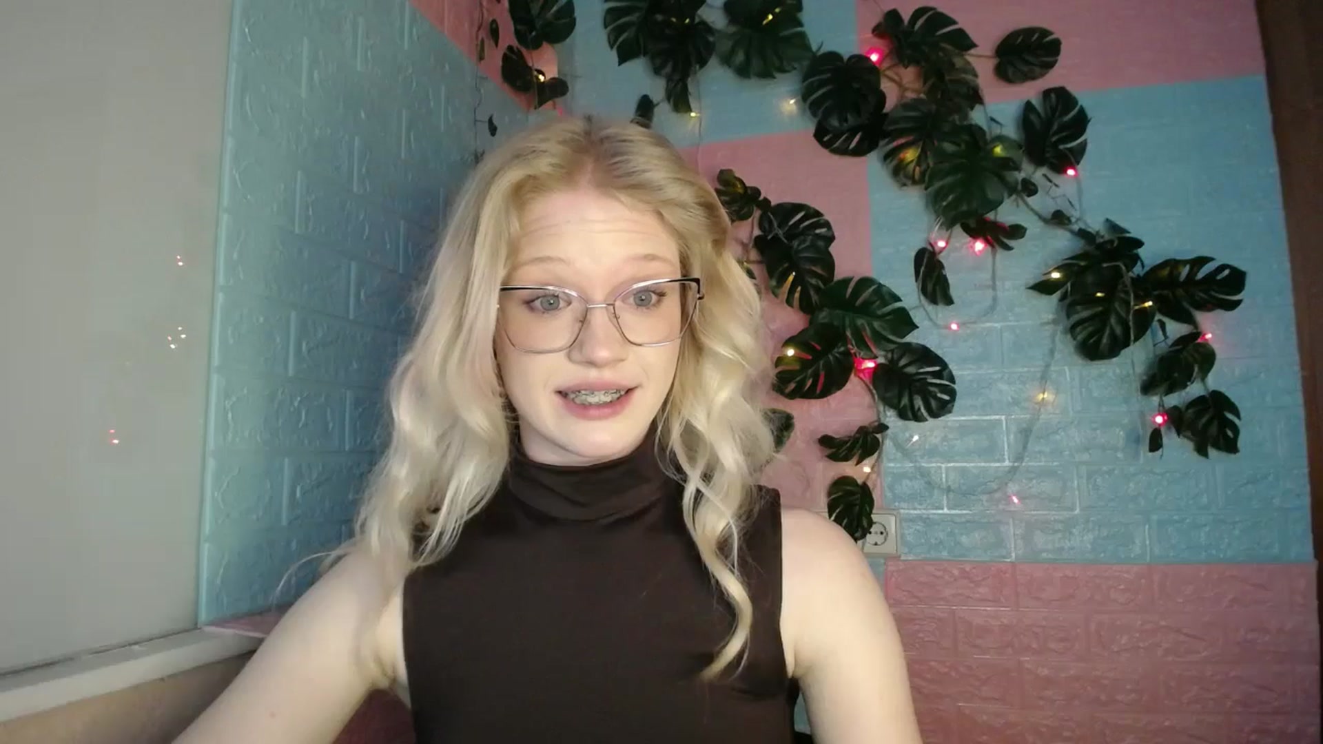Gallery image thumbnail from Angel_baby's myfreecams stream on, 04/14/2026, 17:11 image 2 of 20