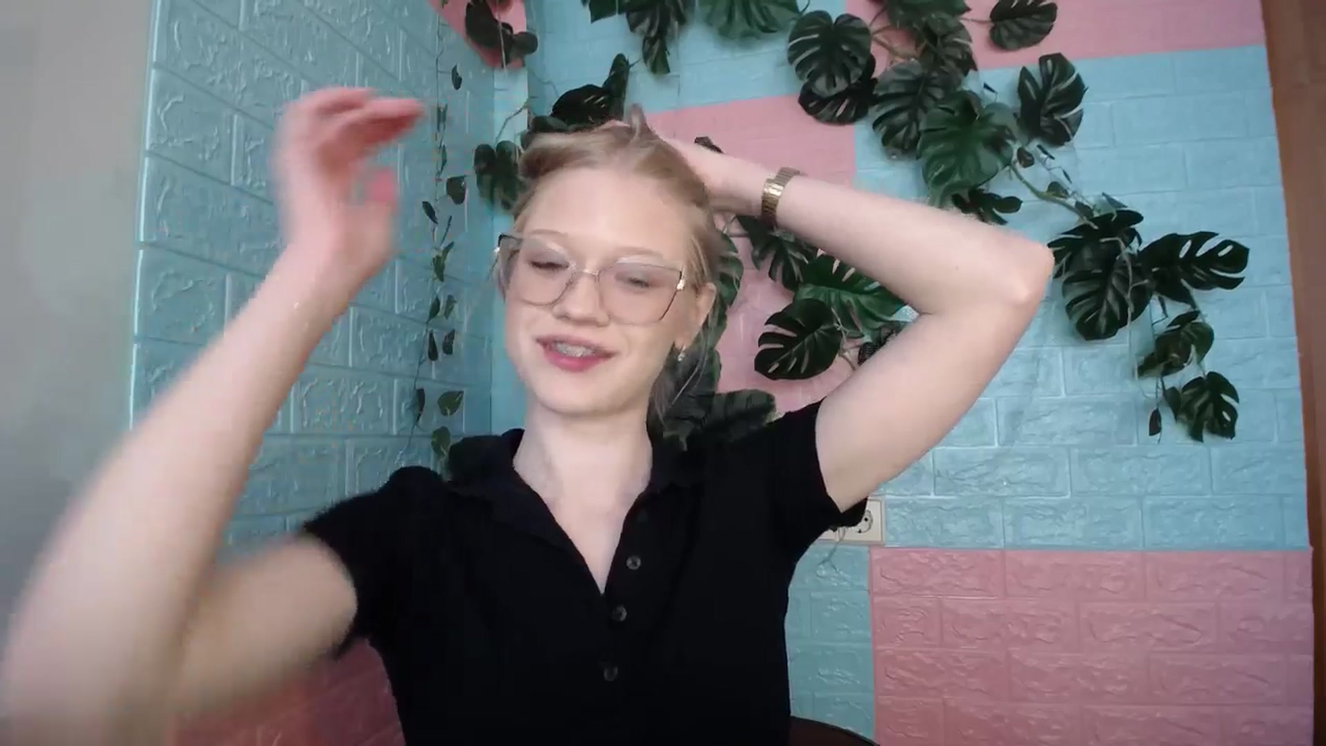 Gallery image thumbnail from Angel_baby's myfreecams stream on, 04/15/2026, 16:16 image 3 of 20