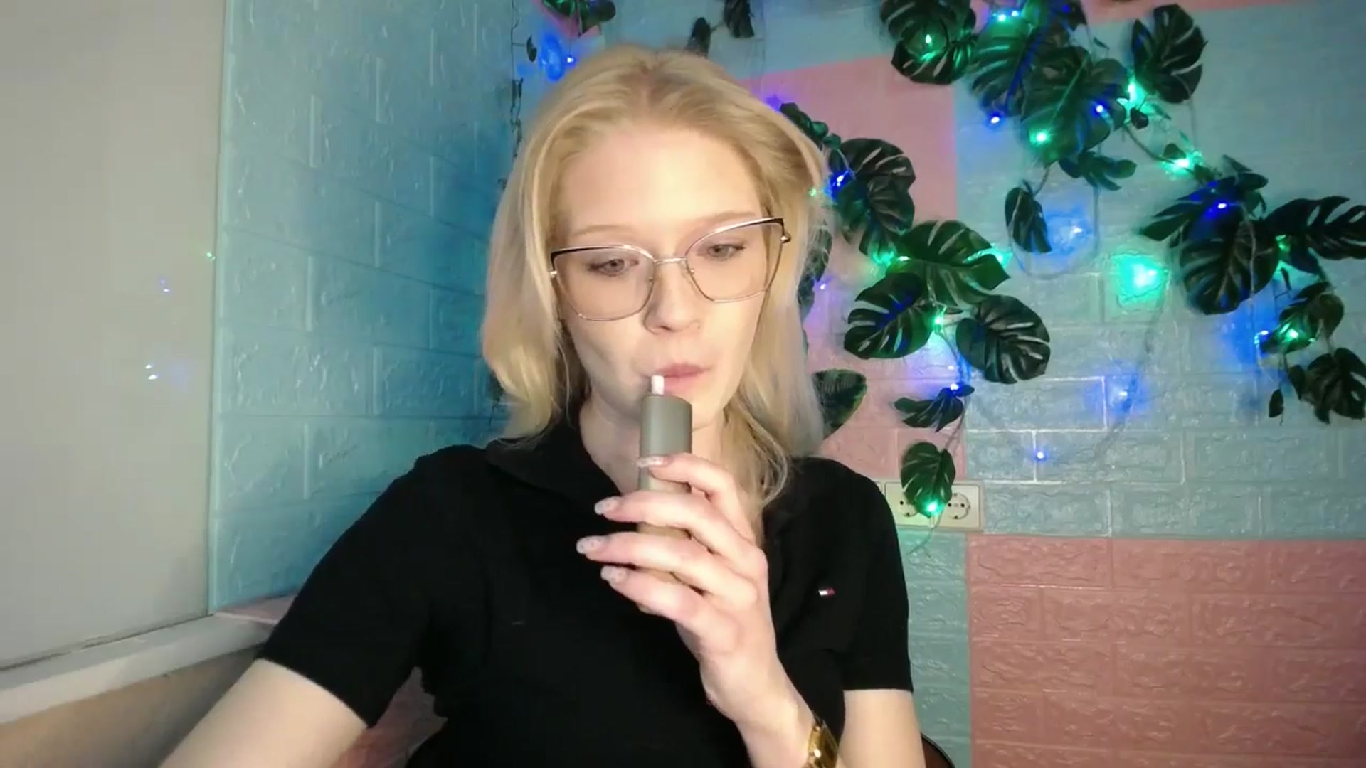 Gallery image thumbnail from Angel_baby's myfreecams stream on, 04/15/2026, 18:02 image 5 of 20