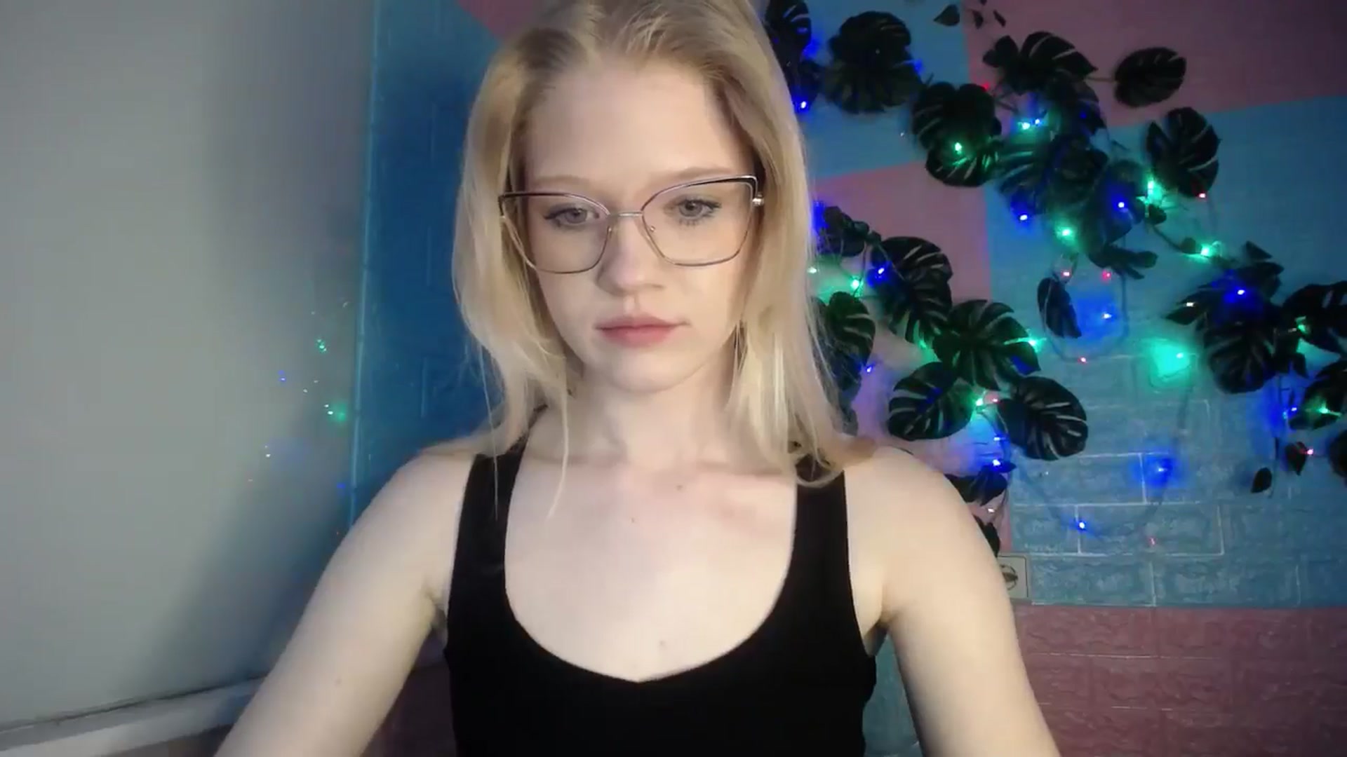 Gallery image thumbnail from Angel_baby's myfreecams stream on, 04/16/2026, 16:52 image 18 of 20