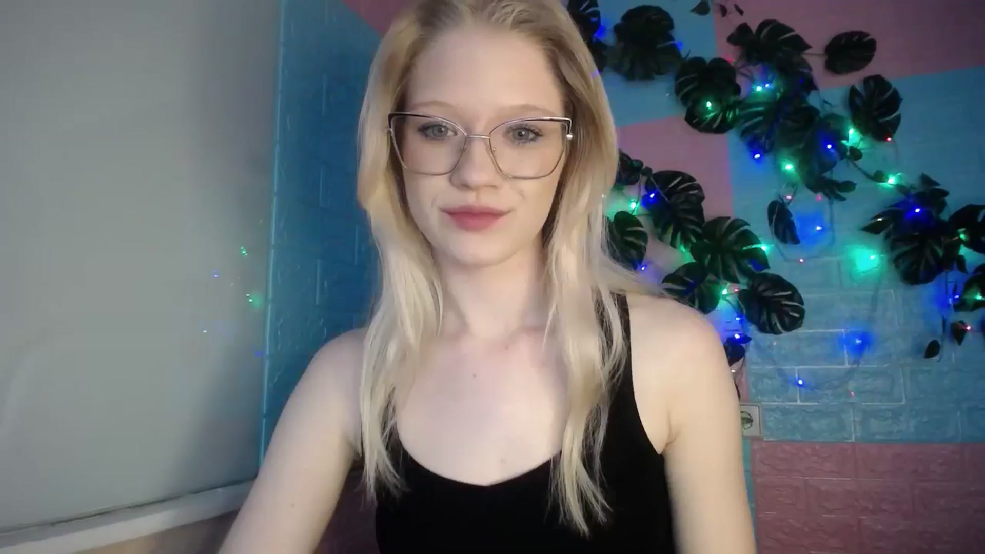 Gallery image thumbnail from Angel_baby's myfreecams stream on, 04/16/2026, 16:52 image 11 of 20