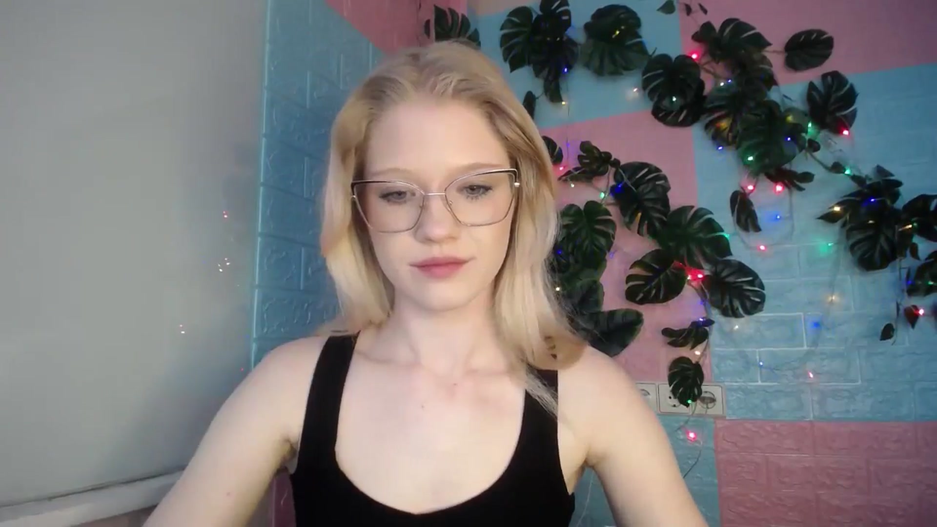 Gallery image thumbnail from Angel_baby's myfreecams stream on, 04/16/2026, 16:52 image 3 of 20