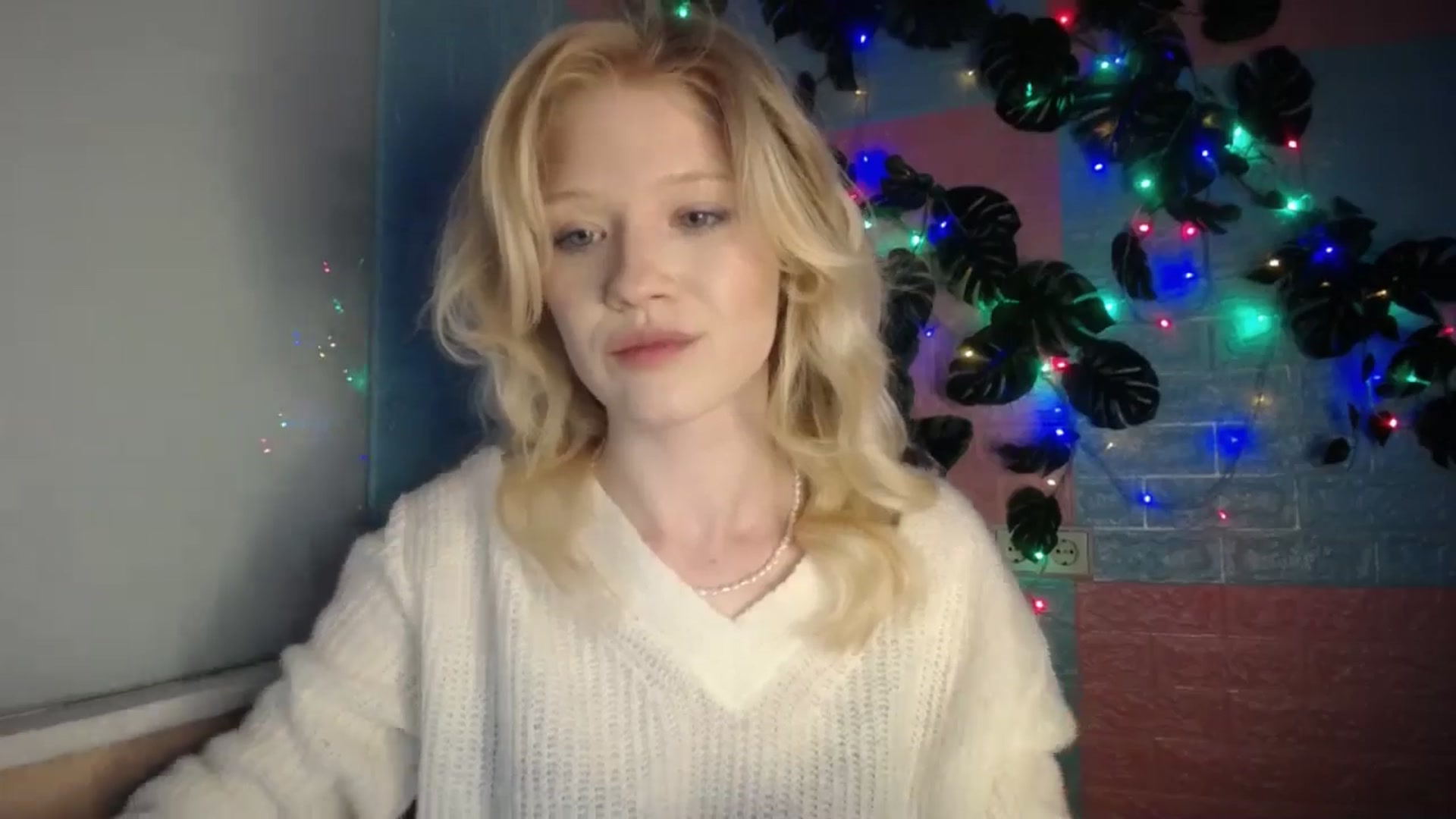 Gallery image thumbnail from Angel_baby's myfreecams stream on, 04/18/2026, 17:24 image 18 of 20