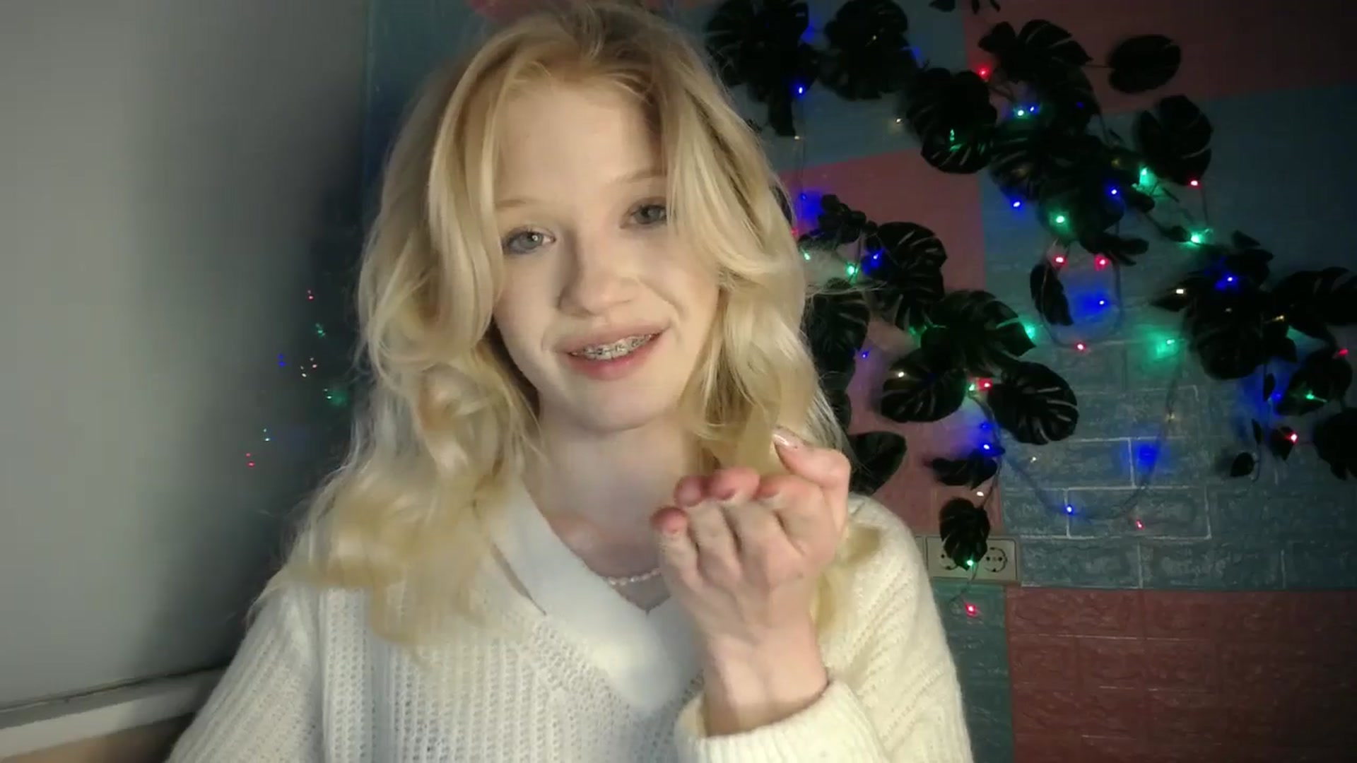 Gallery image thumbnail from Angel_baby's myfreecams stream on, 04/18/2026, 17:24 image 20 of 20