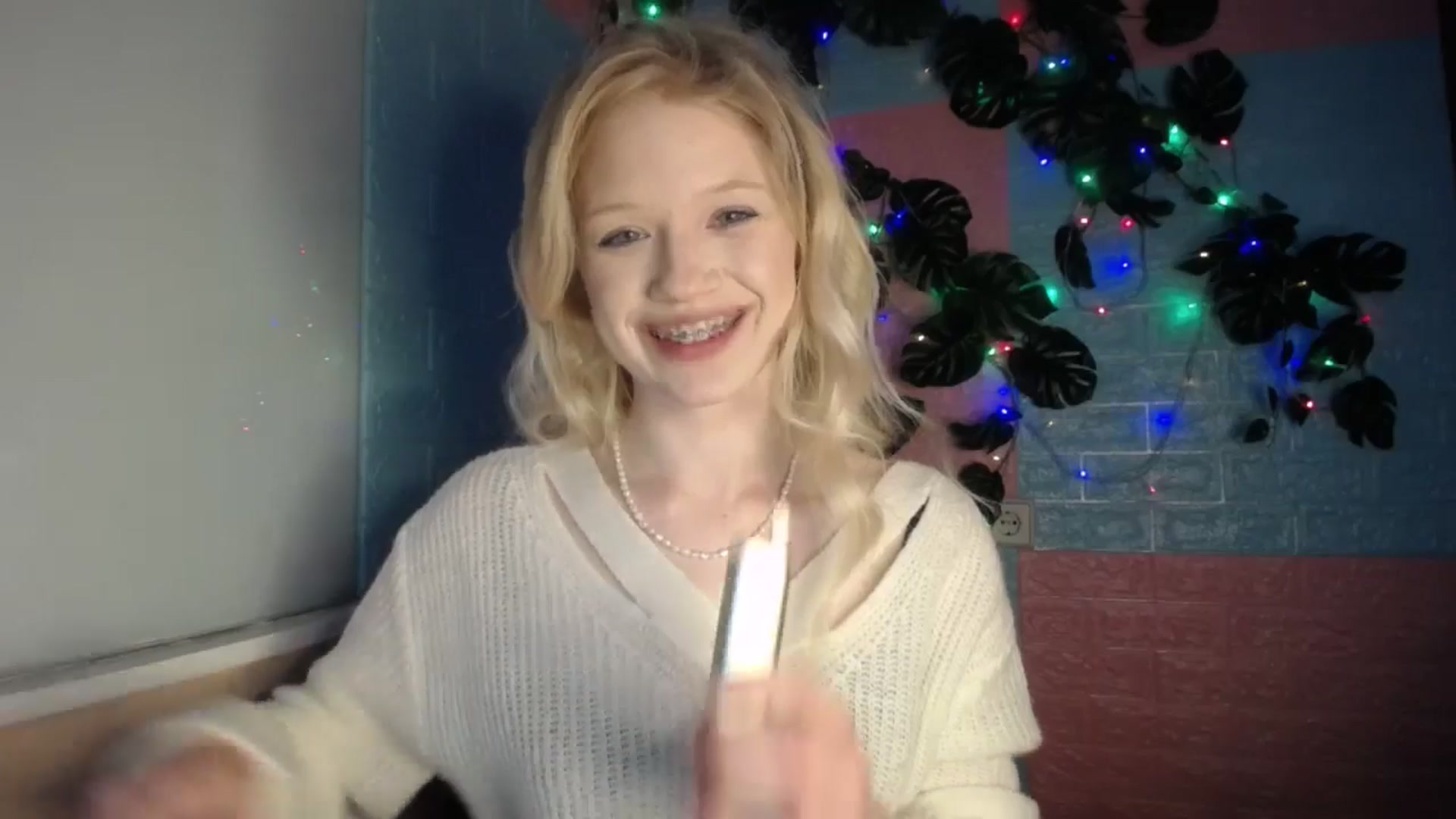 Gallery image thumbnail from Angel_baby's myfreecams stream on, 04/18/2026, 17:24 image 7 of 20