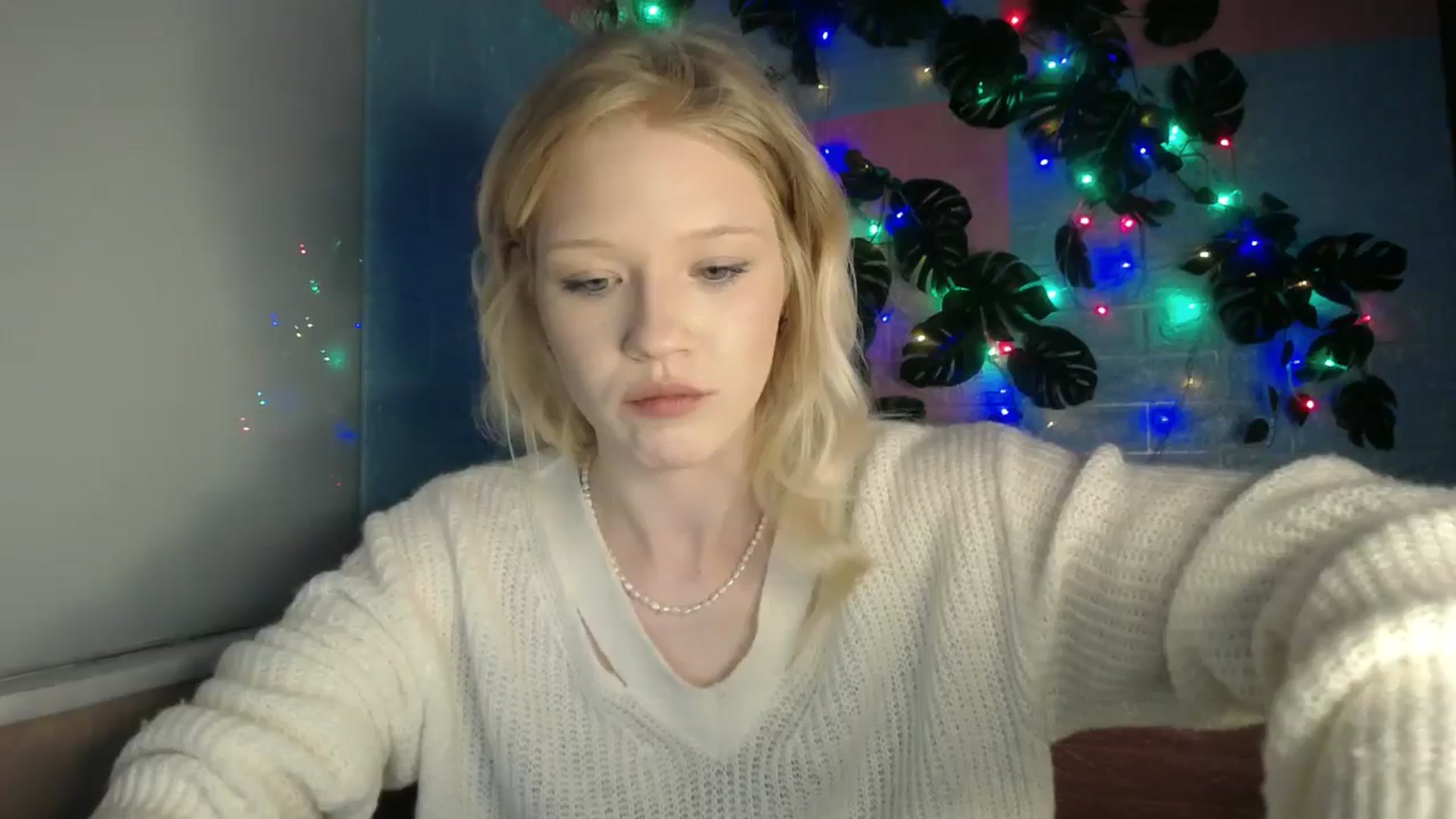 Gallery image thumbnail from Angel_baby's myfreecams stream on, 04/18/2026, 17:24 image 1 of 20