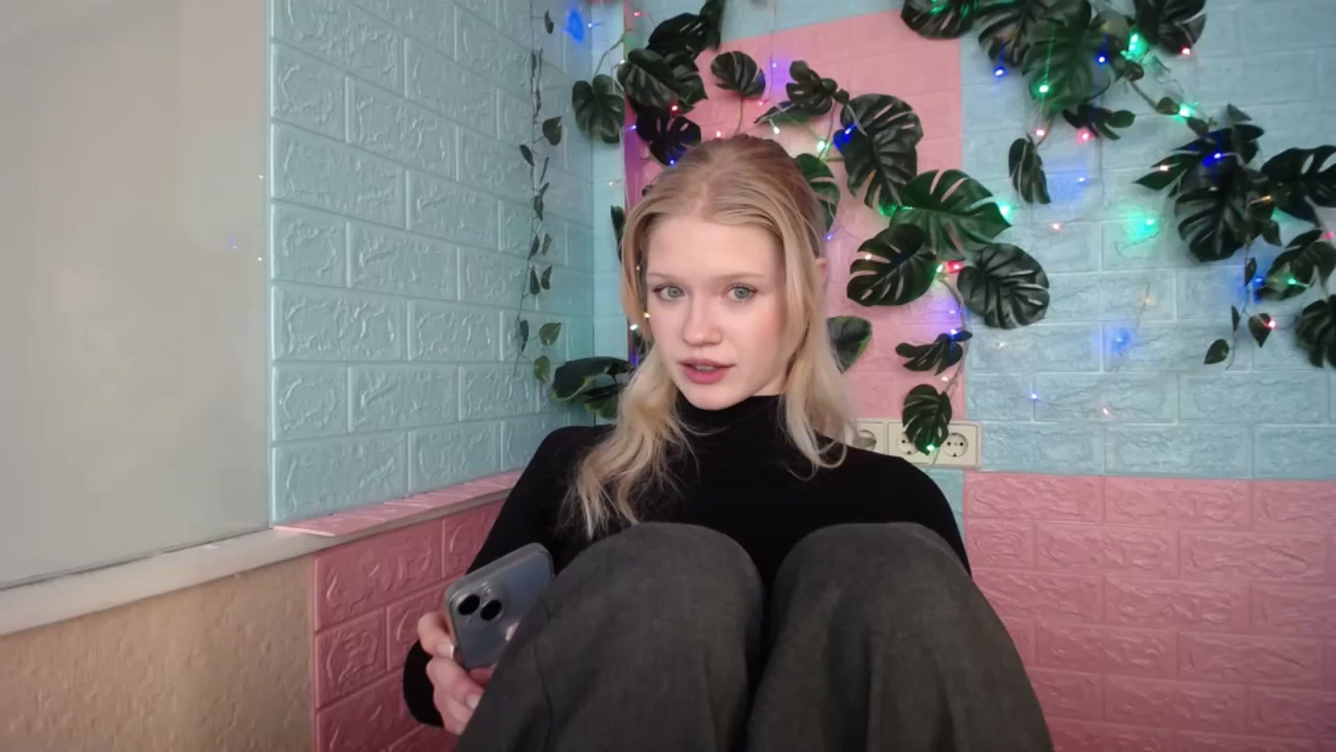 Gallery image thumbnail from Angel_baby's myfreecams stream on, 04/21/2026, 16:21 image 10 of 20